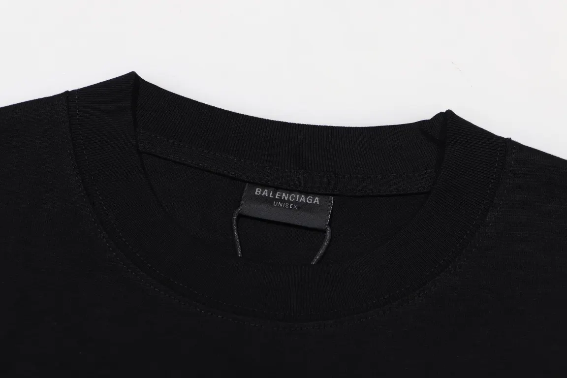 Balenciaga 黑色 短袖T恤 宽松休閒(數字3) Balenciaga 黑色 短袖T恤 宽松休閒(數字3)