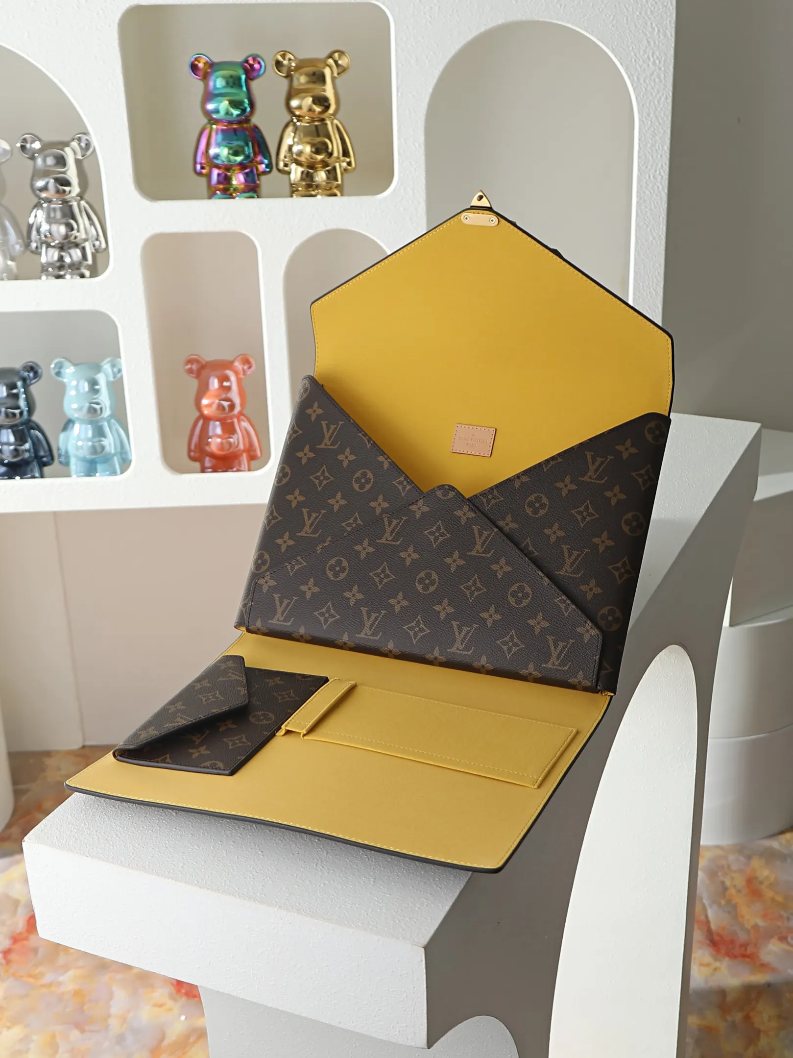 Louis Vuitton Brown Monogram Clutch Bag Canvas