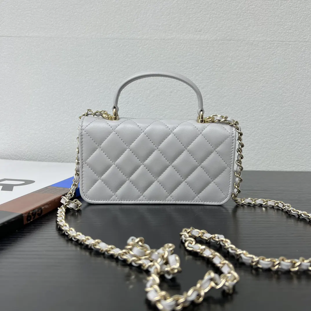 Chanel 22 灰色 皮革 單肩包