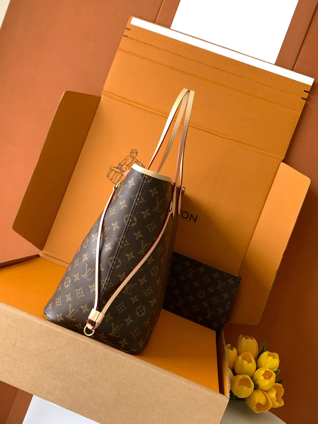 Louis Vuitton Monogram Clutch Bag Canvas