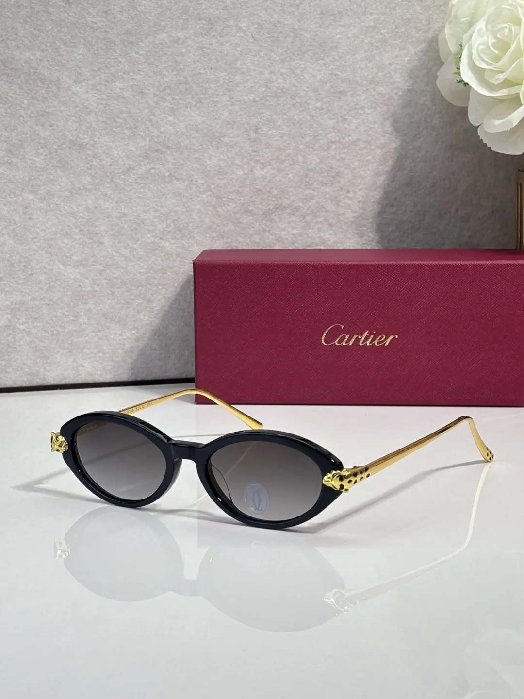 Cartier 墨镜 时尚防晒款 款12