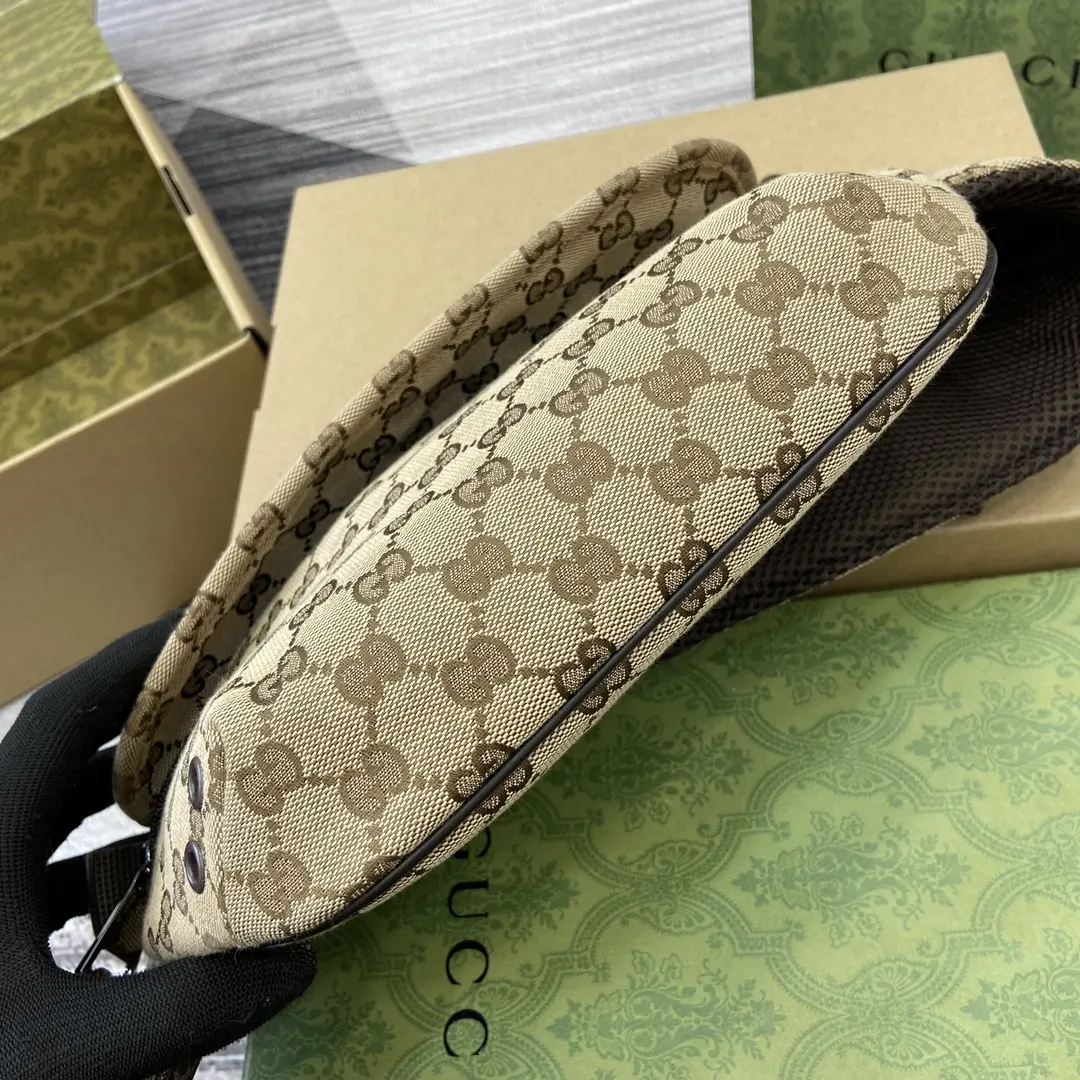 Gucci 腰包 休闲腰包款