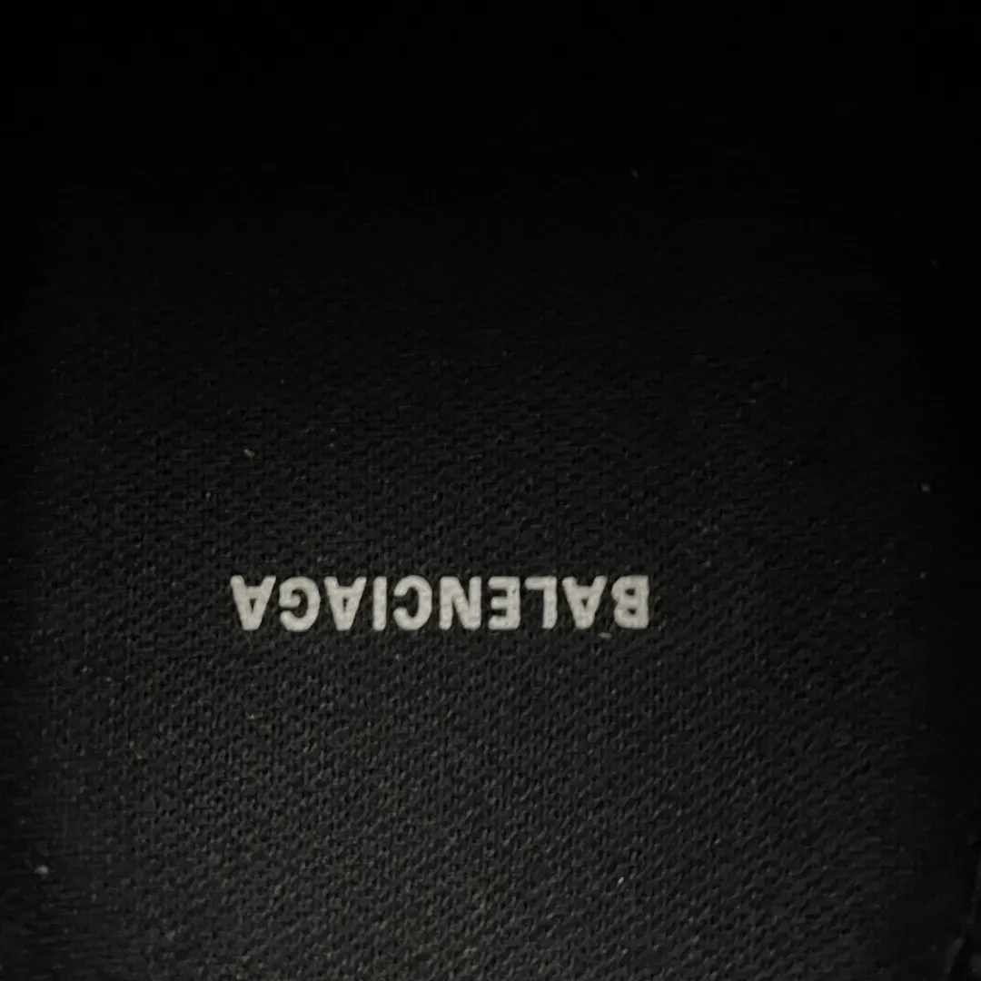 Balenciaga 3XL 运动鞋(數字8) Balenciaga 3XL 运动鞋(數字8)