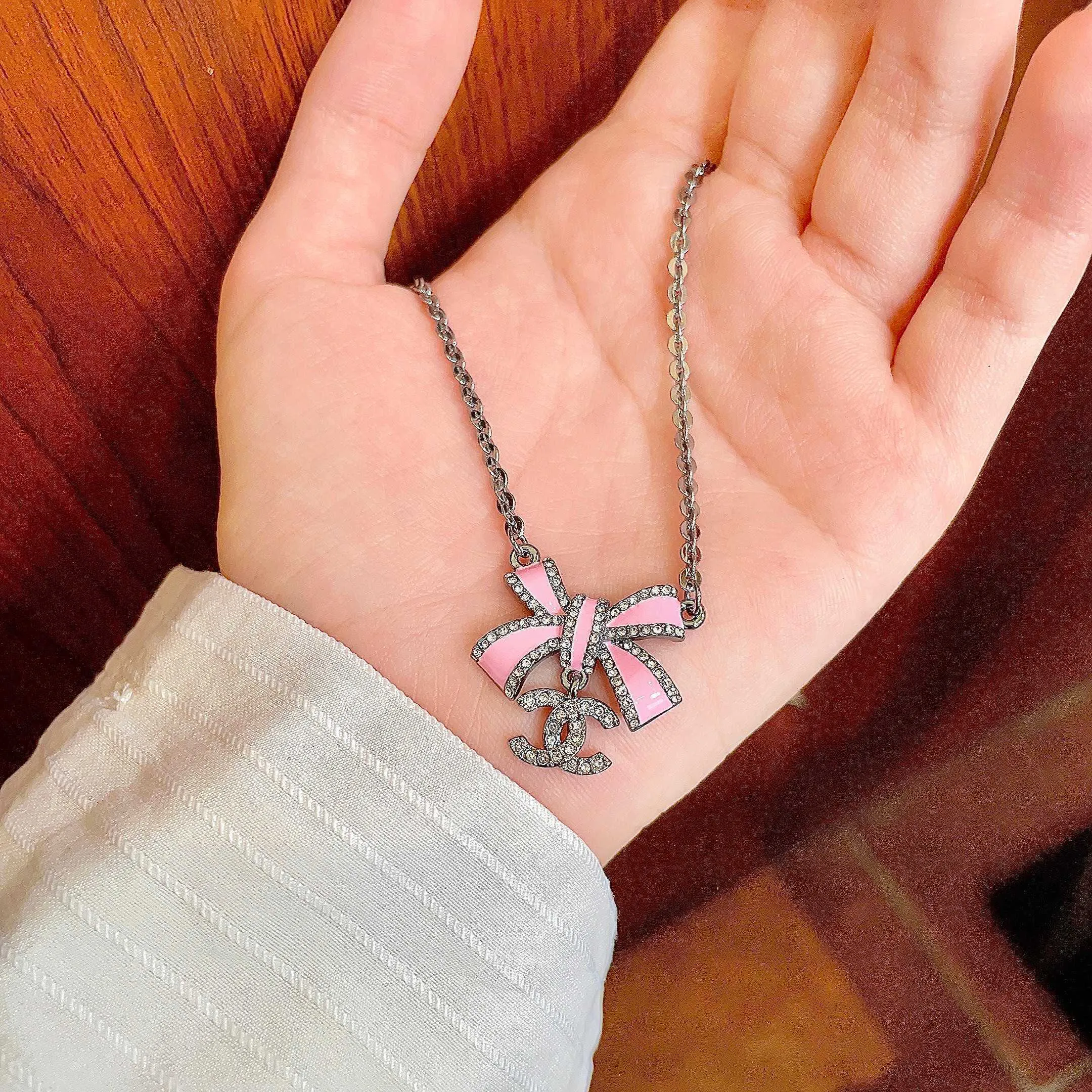 Chanel 蝴蝶结 项链