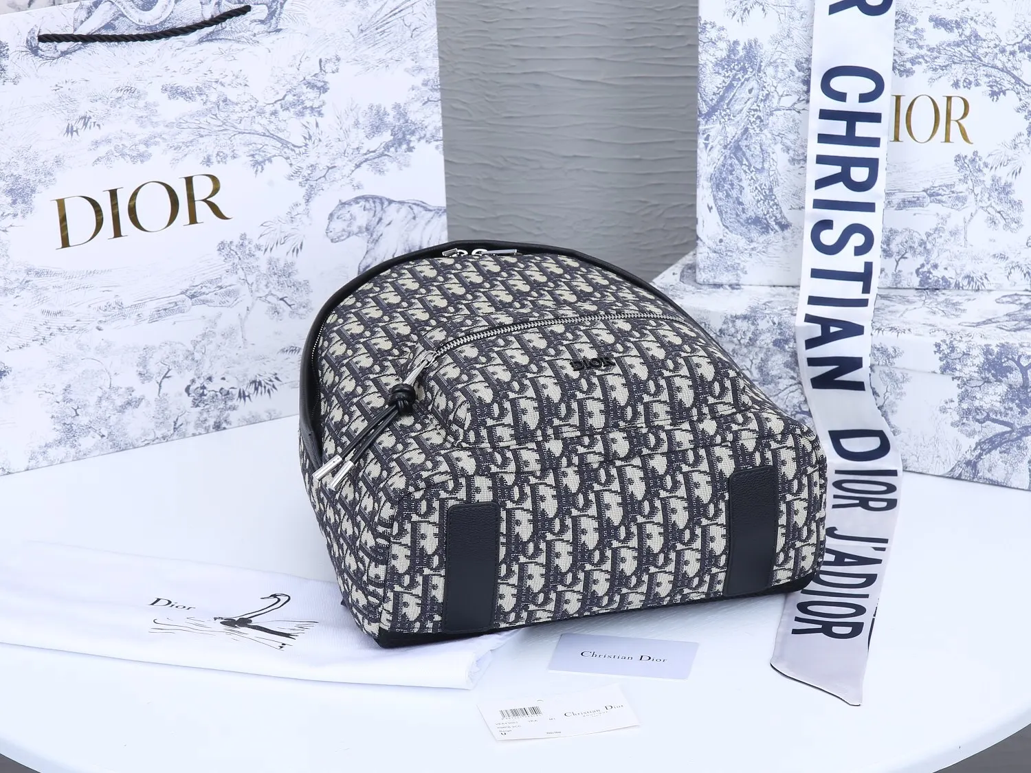 Dior 黑色 小牛皮 厂价 双肩包 实用双肩款