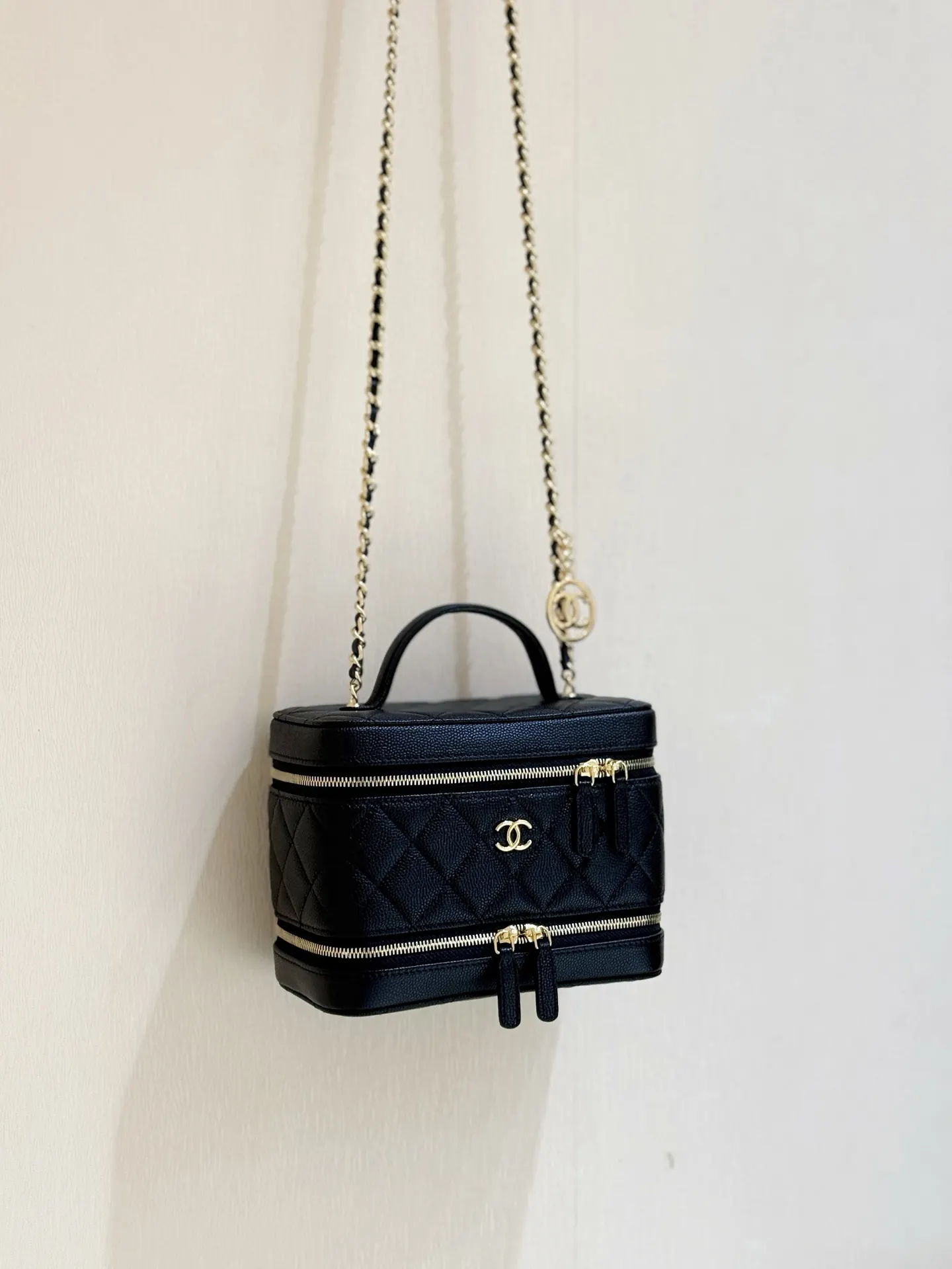 Cosmetic Pouch Classic Leather