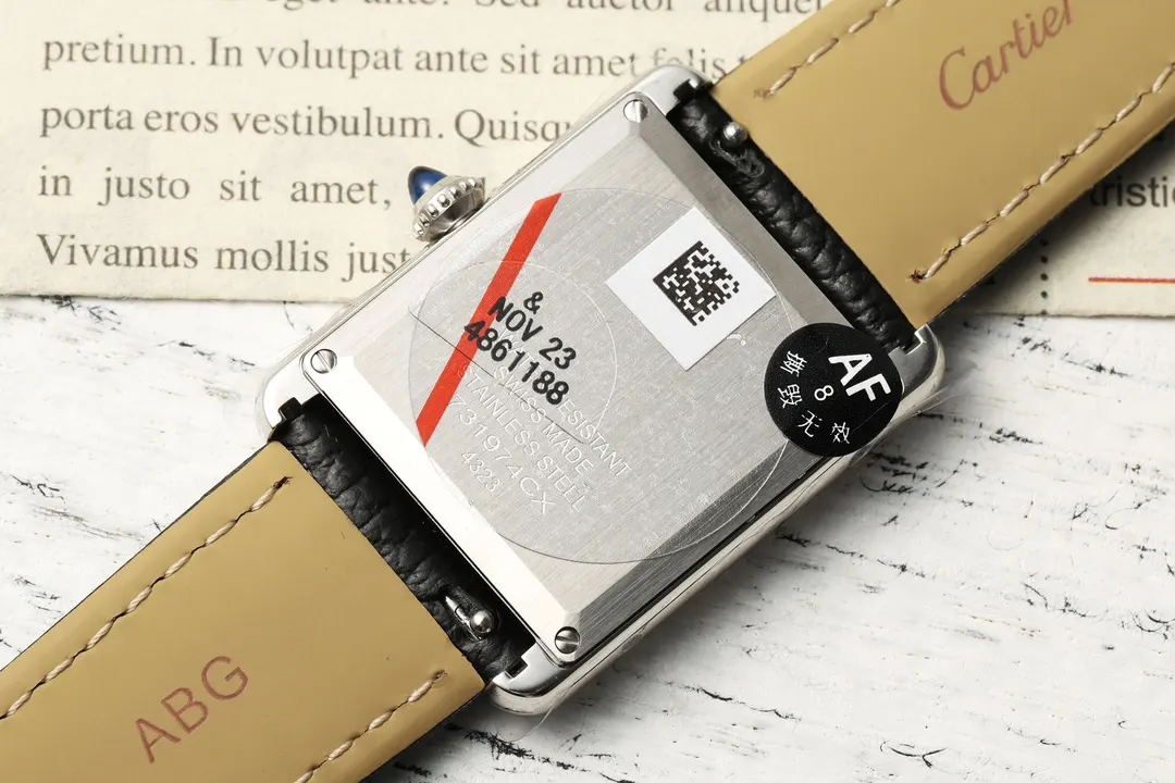 Cartier 白色 蓝色 牛皮 手表 经典腕表款