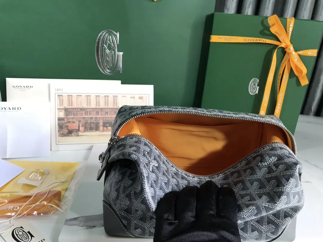 Goyard 款号 手拿包 精致手拿款(數字9) Goyard 款号 手拿包 精致手拿款(數字9)