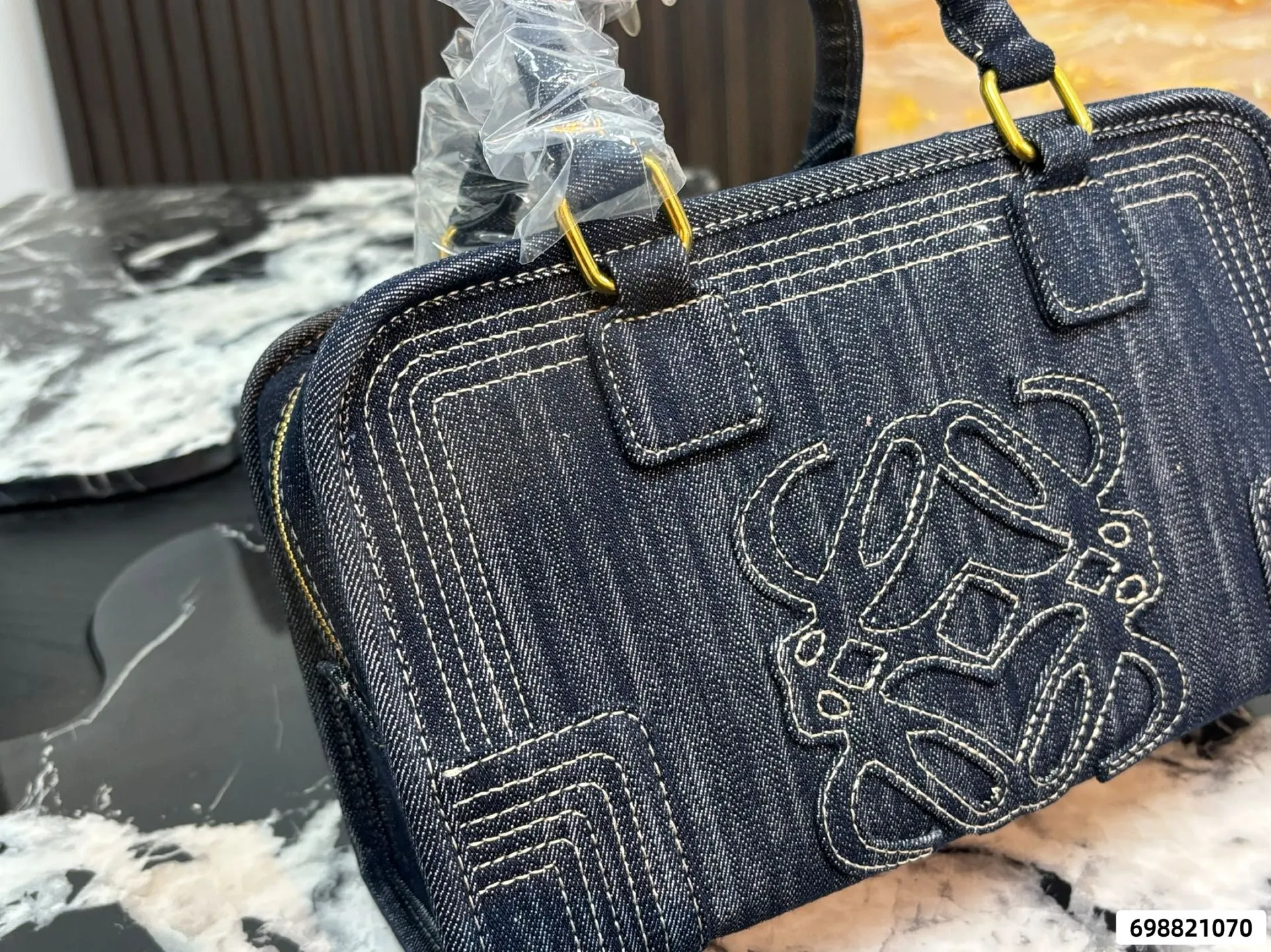 Loewe 拼色 帆布 这才是罗意威最值得入的中古包吧 斜挎包 轻便斜挎款