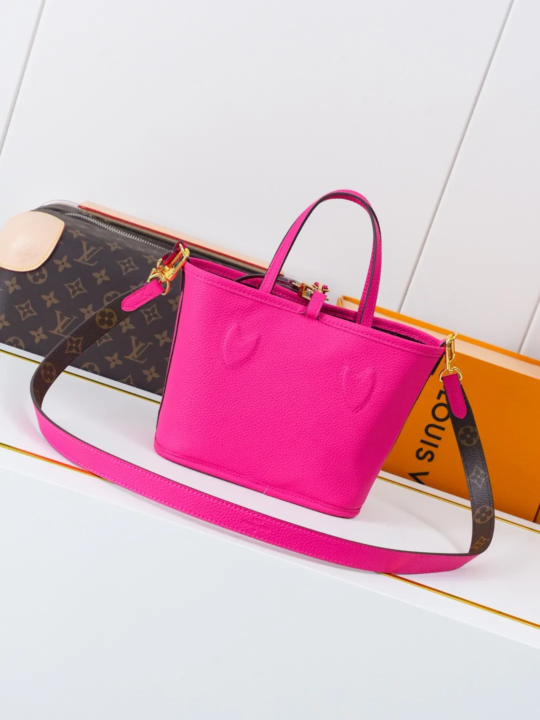 Crossbody Bag Lightweight Leather