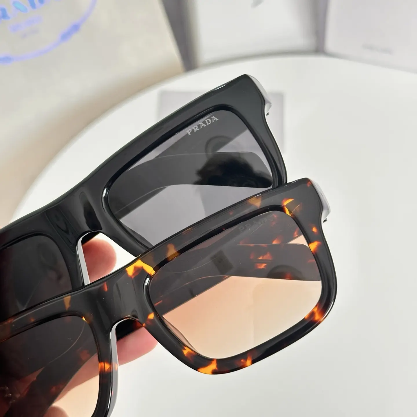 Prada SPRD11S 太阳眼镜 时尚遮阳 太阳镜