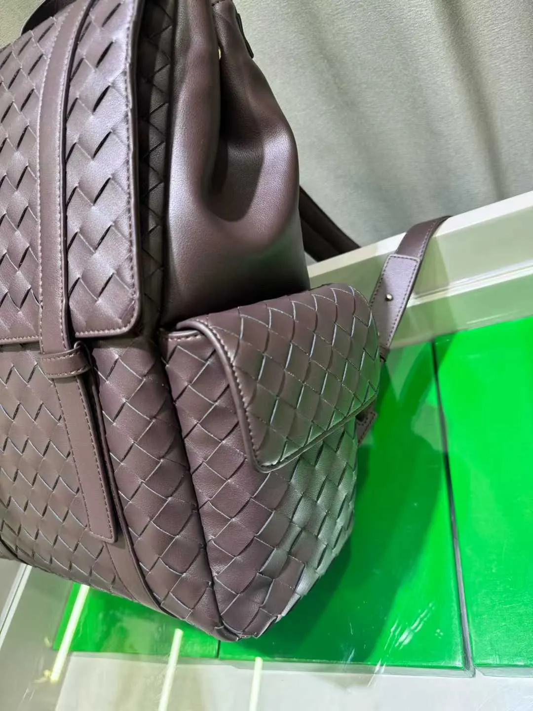 Bottega Veneta 小牛皮 雙肩包 实用雙肩款