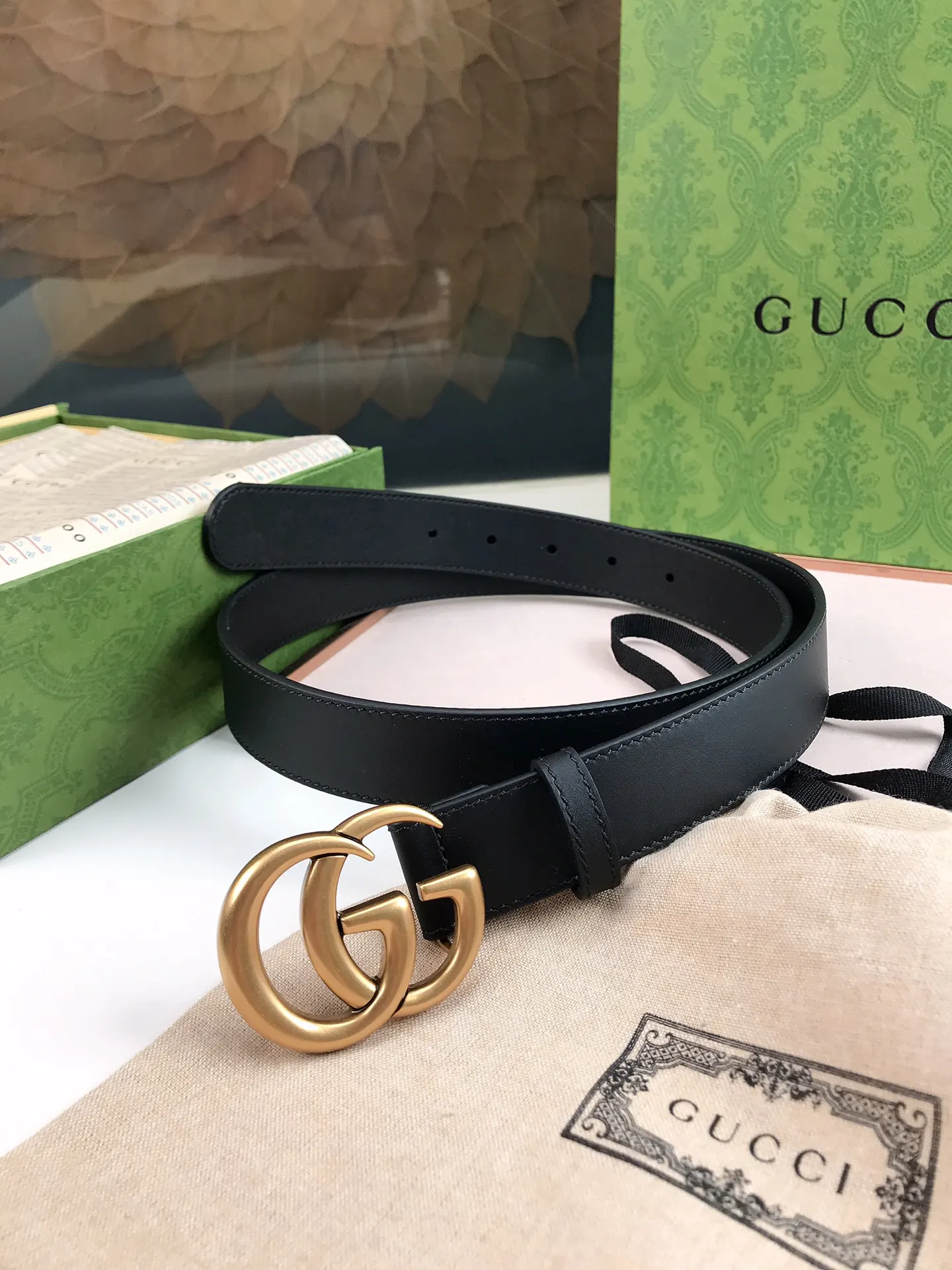 Gucci Marmont 双G扣牛皮双面腰带