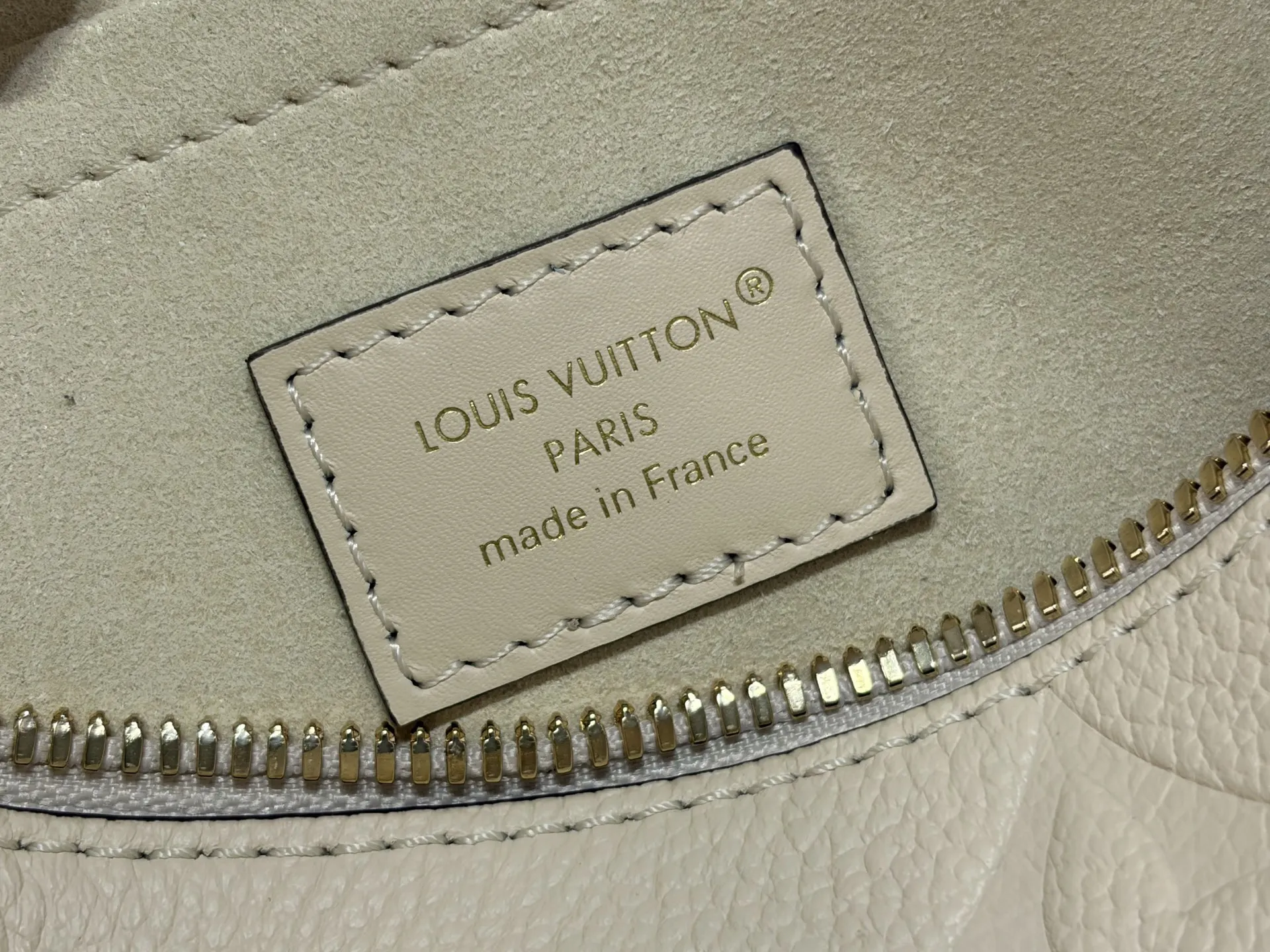 White Chain Bag