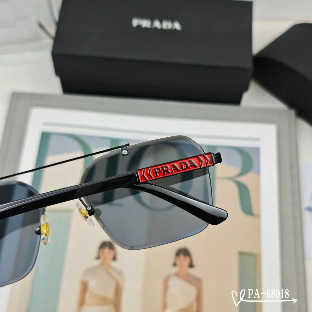 Prada 墨镜 時尚防晒款(數字9) Prada 墨镜 時尚防晒款(數字9)