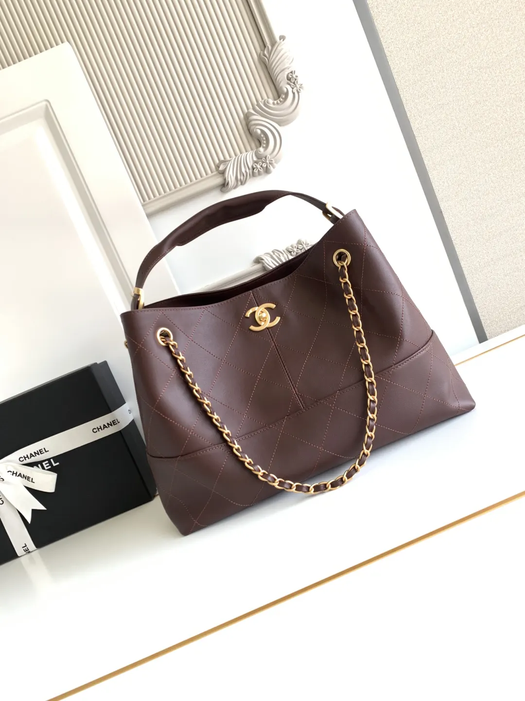 Chanel Tote Bag