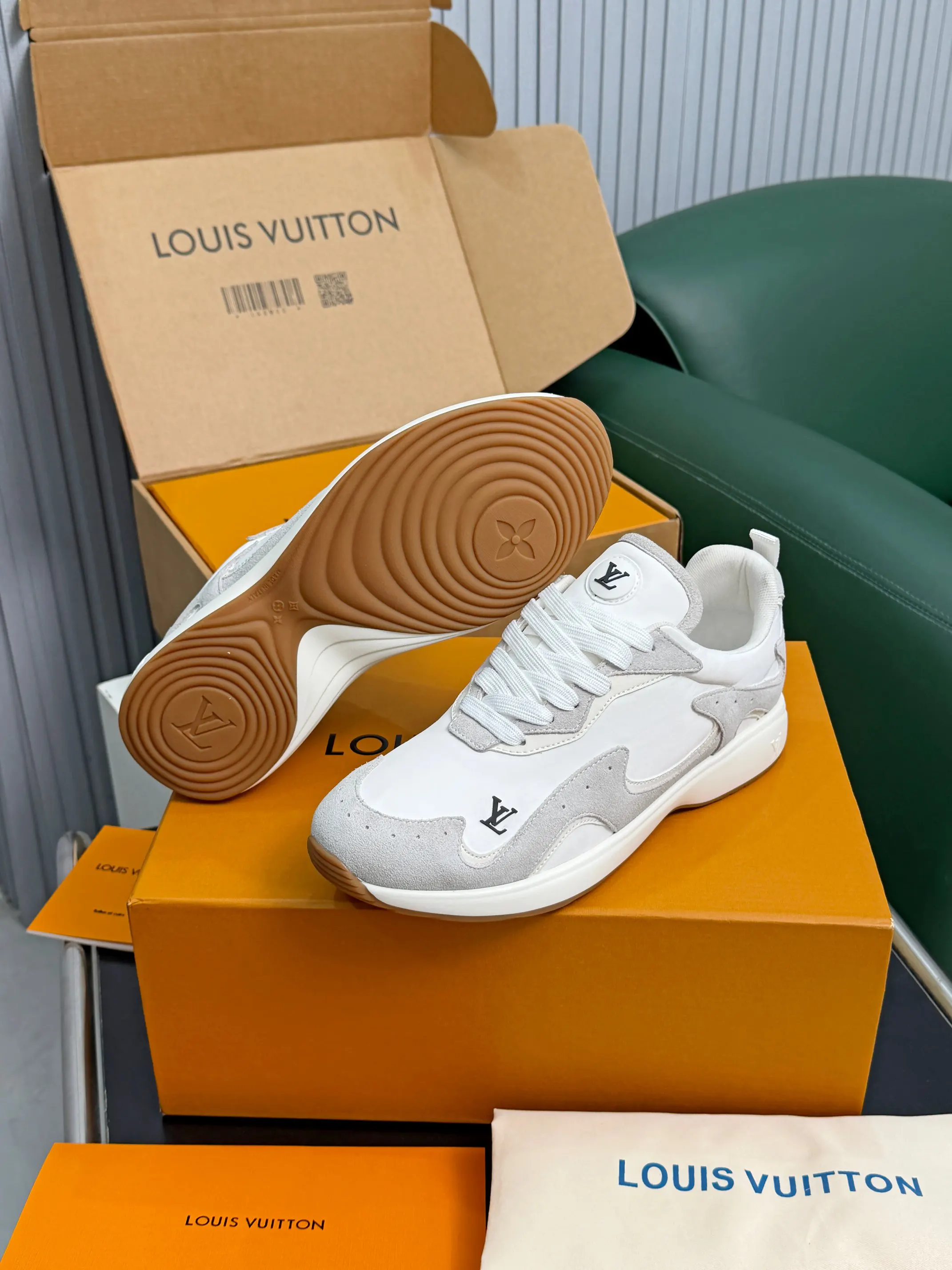 Louis Vuitton 运动鞋