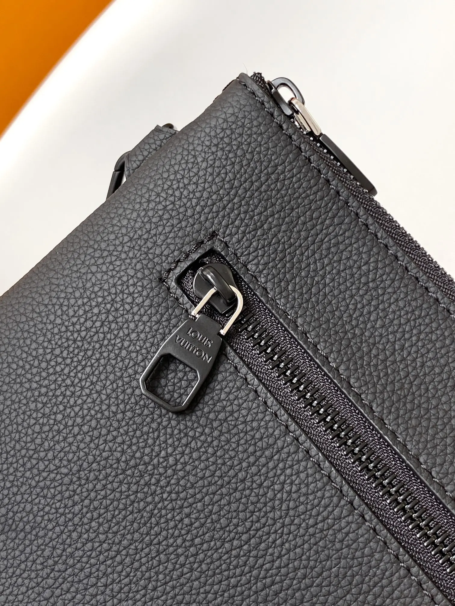 Louis Vuitton Clutch Bag Leather