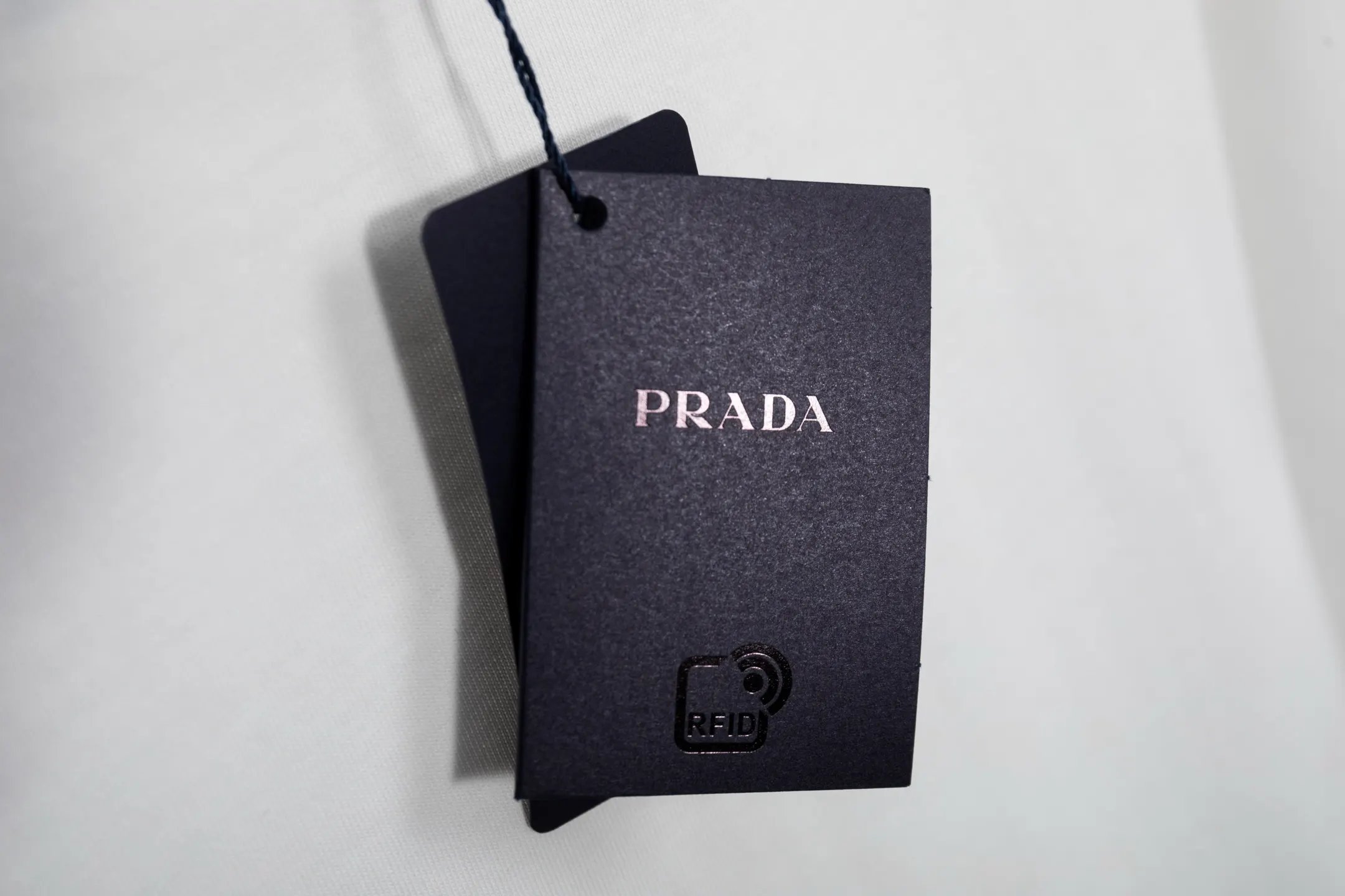 Prada 云雾立体字母刺绣 短袖T恤 高克重休闲