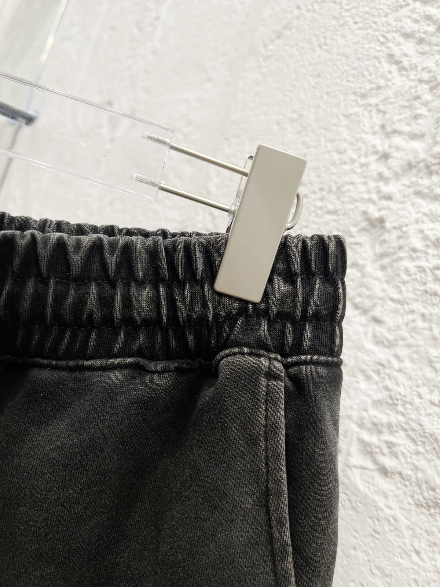 PRADA 短裤 休闲宽松款