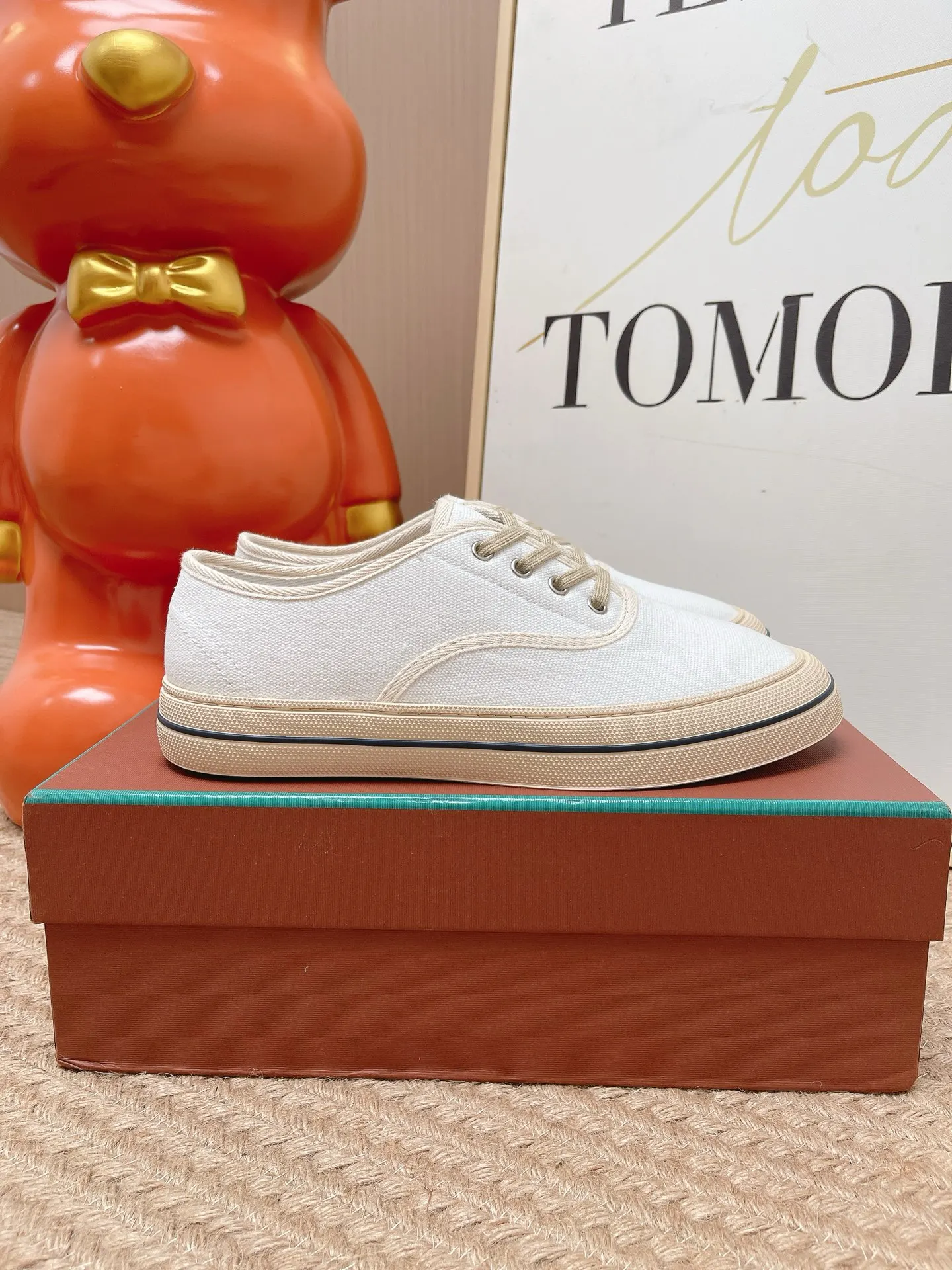 Loro Piana Sneakers Casual Versatile Image 3 Loro Piana Sneakers Casual Versatile Image 3