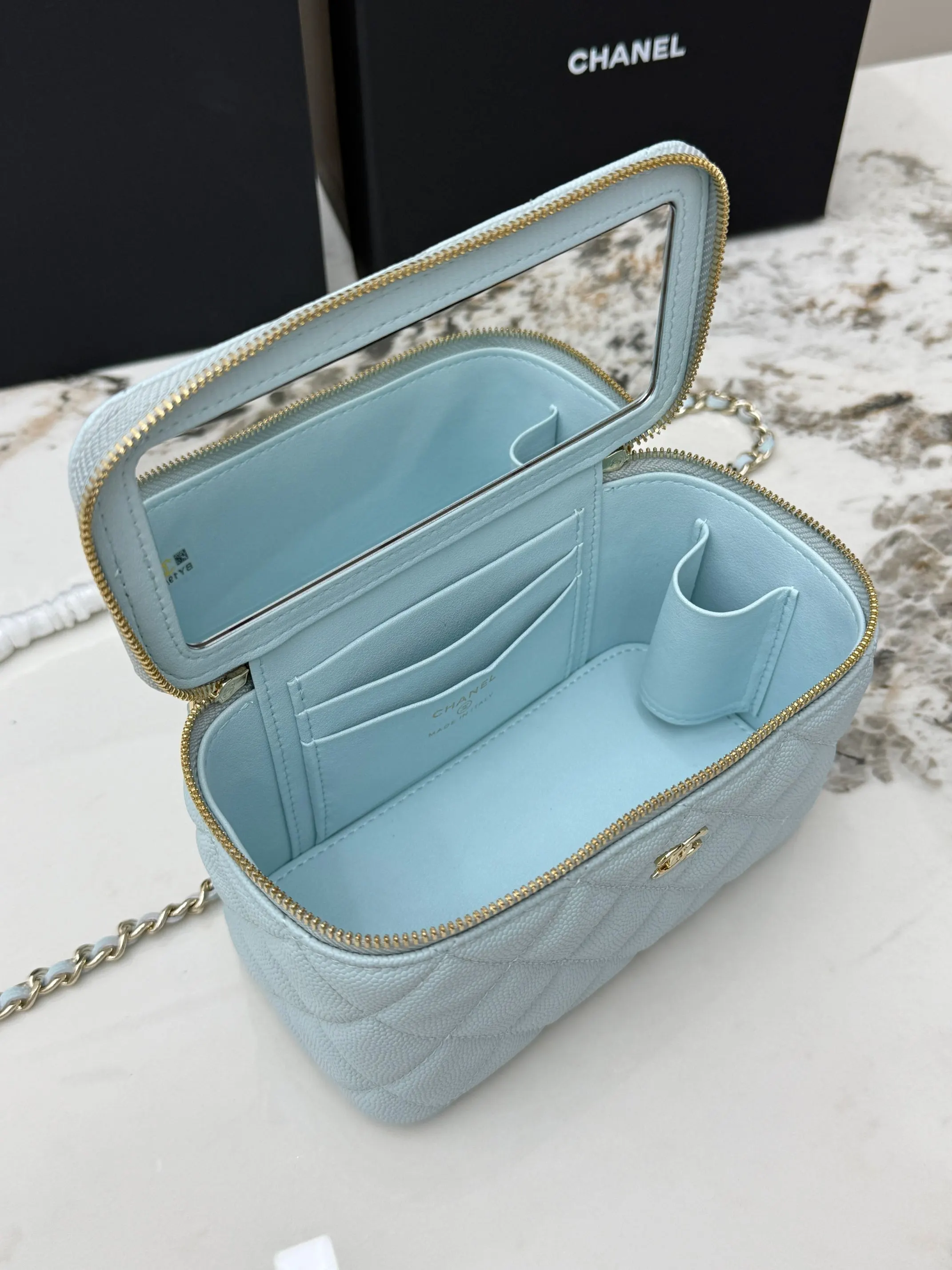 CHANEL 金色 牛皮 鏈條包 精致鏈條款