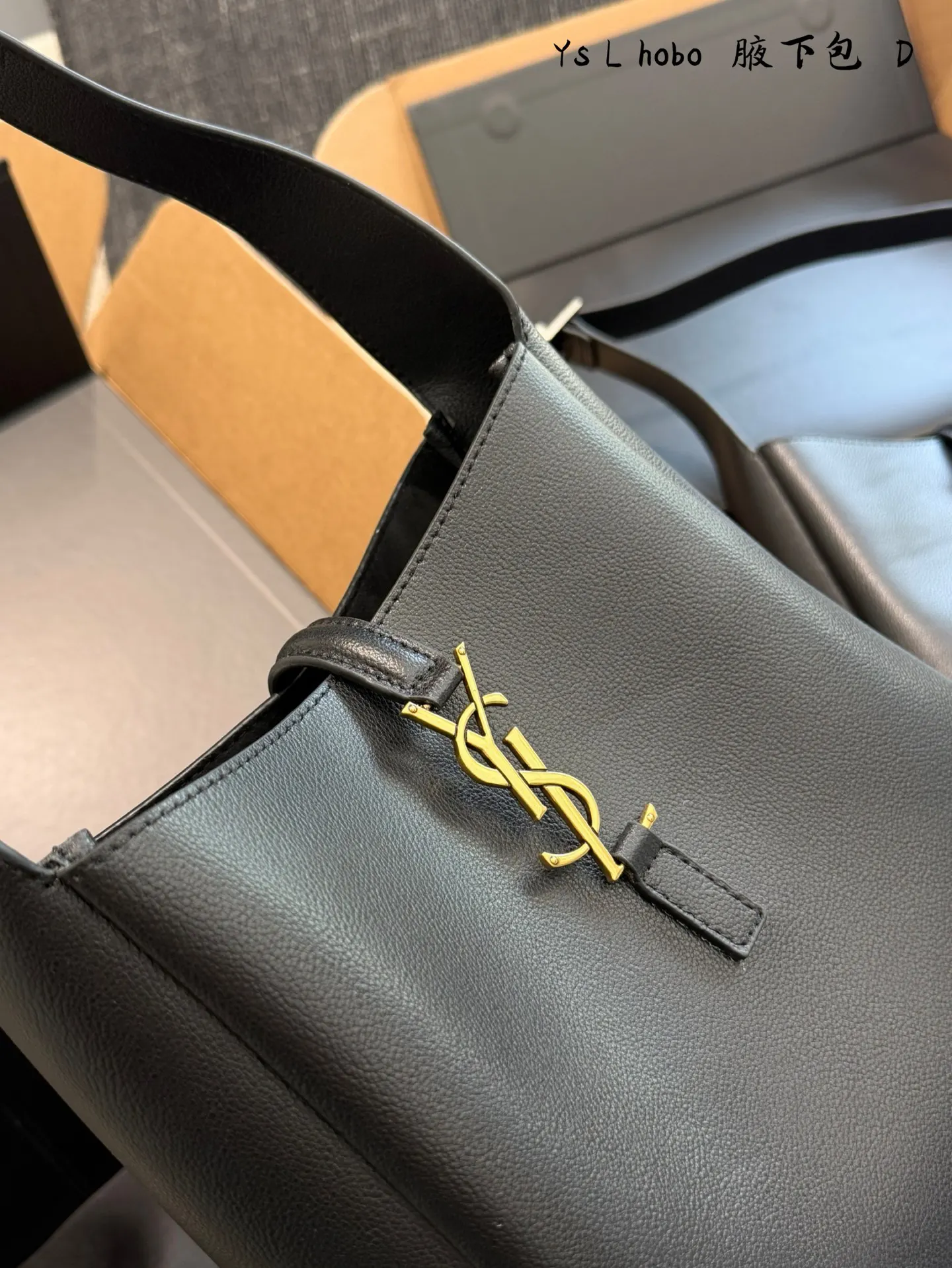 YSL Hobo 牛皮 腋下包 復古腋下背款