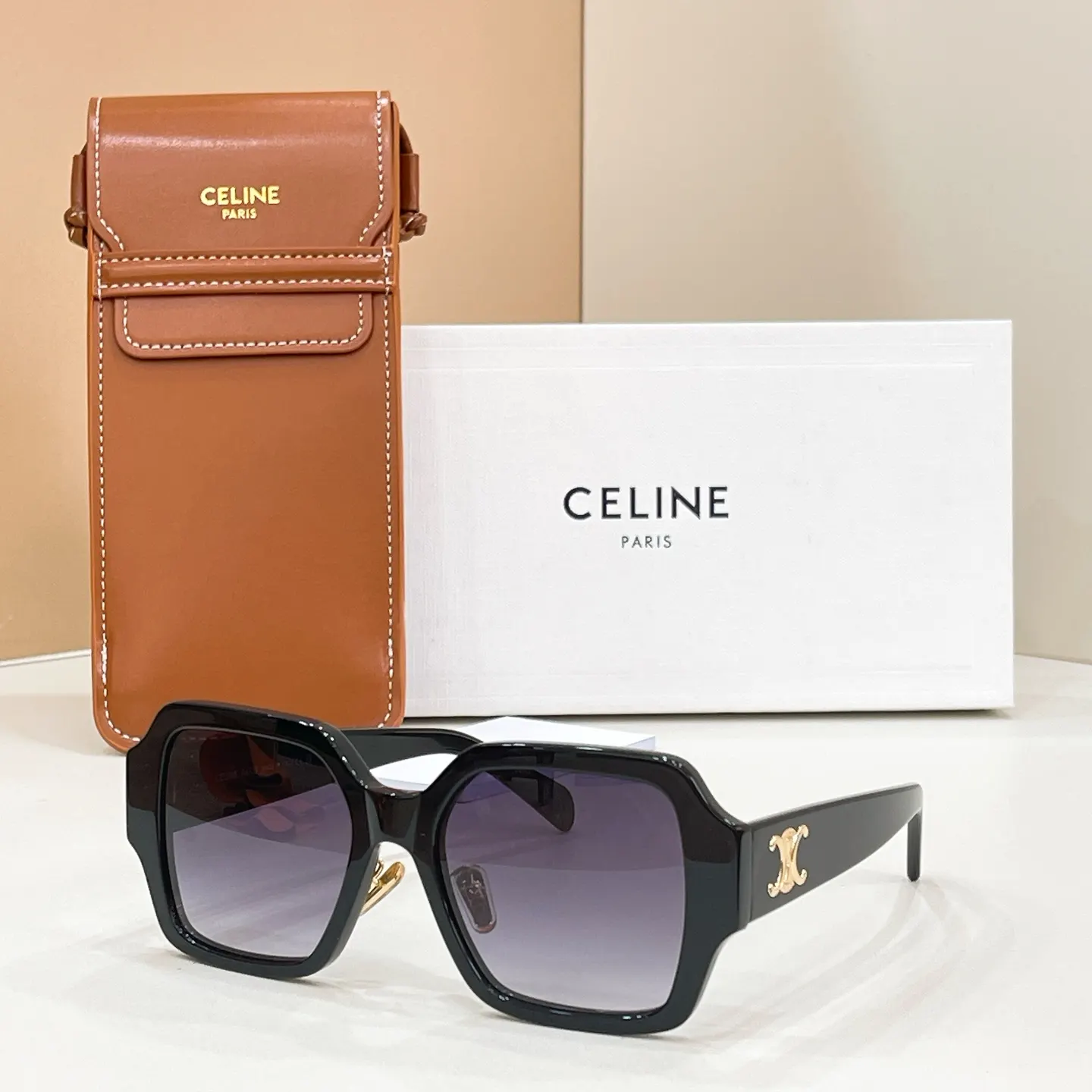 Celine 墨镜 时尚防晒款 款2