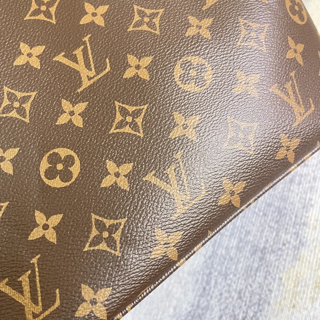 LV 牛皮 收纳包 旅行收纳款