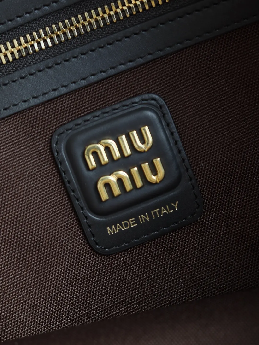 Miu 托特包 大容量托特款