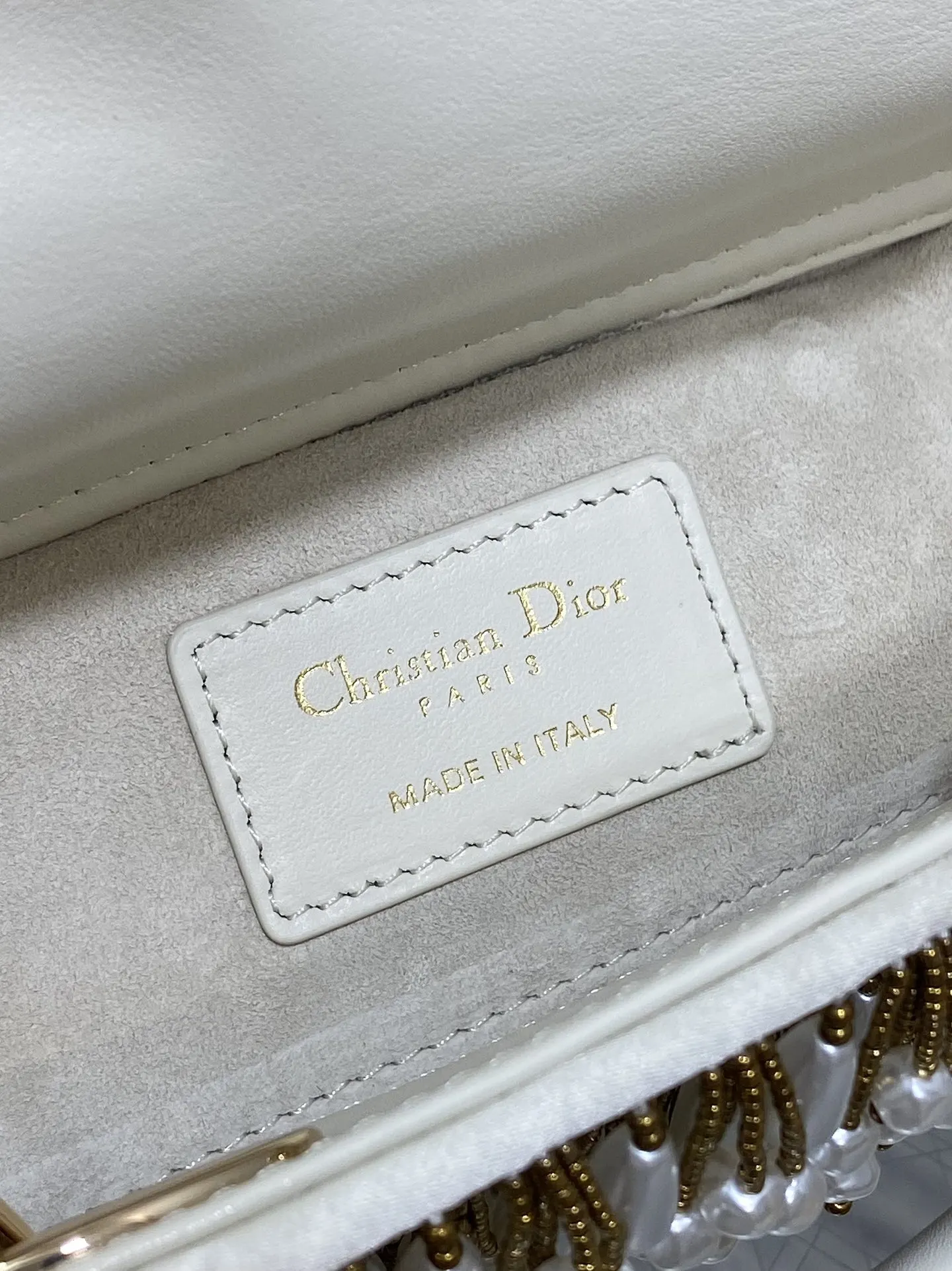 Dior 迷人优雅又气场十足 斜挎手拎也是女人味十足 经典 斜挎包 轻便斜挎款