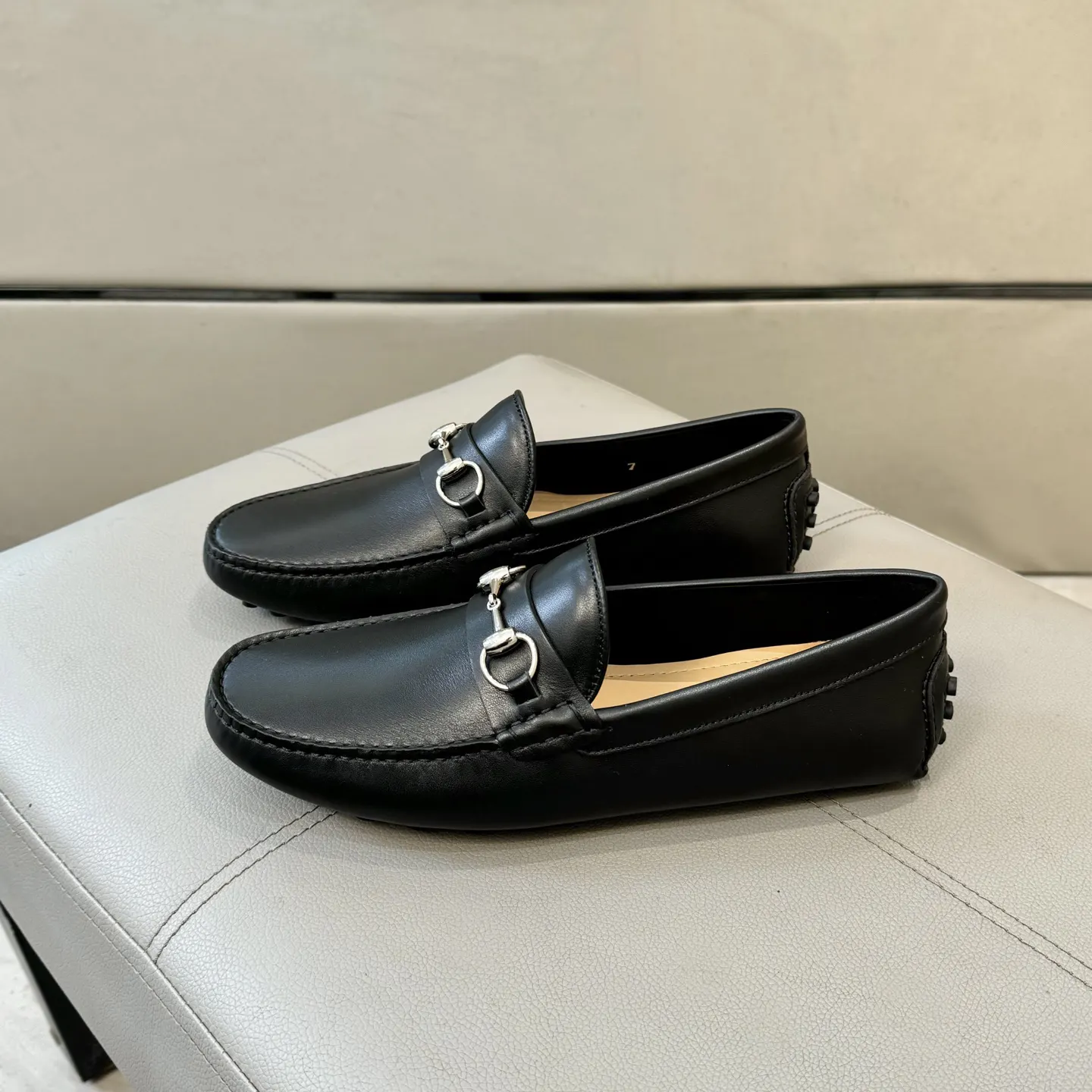 Gucci Logo休闲运动鞋 百搭款 黑色