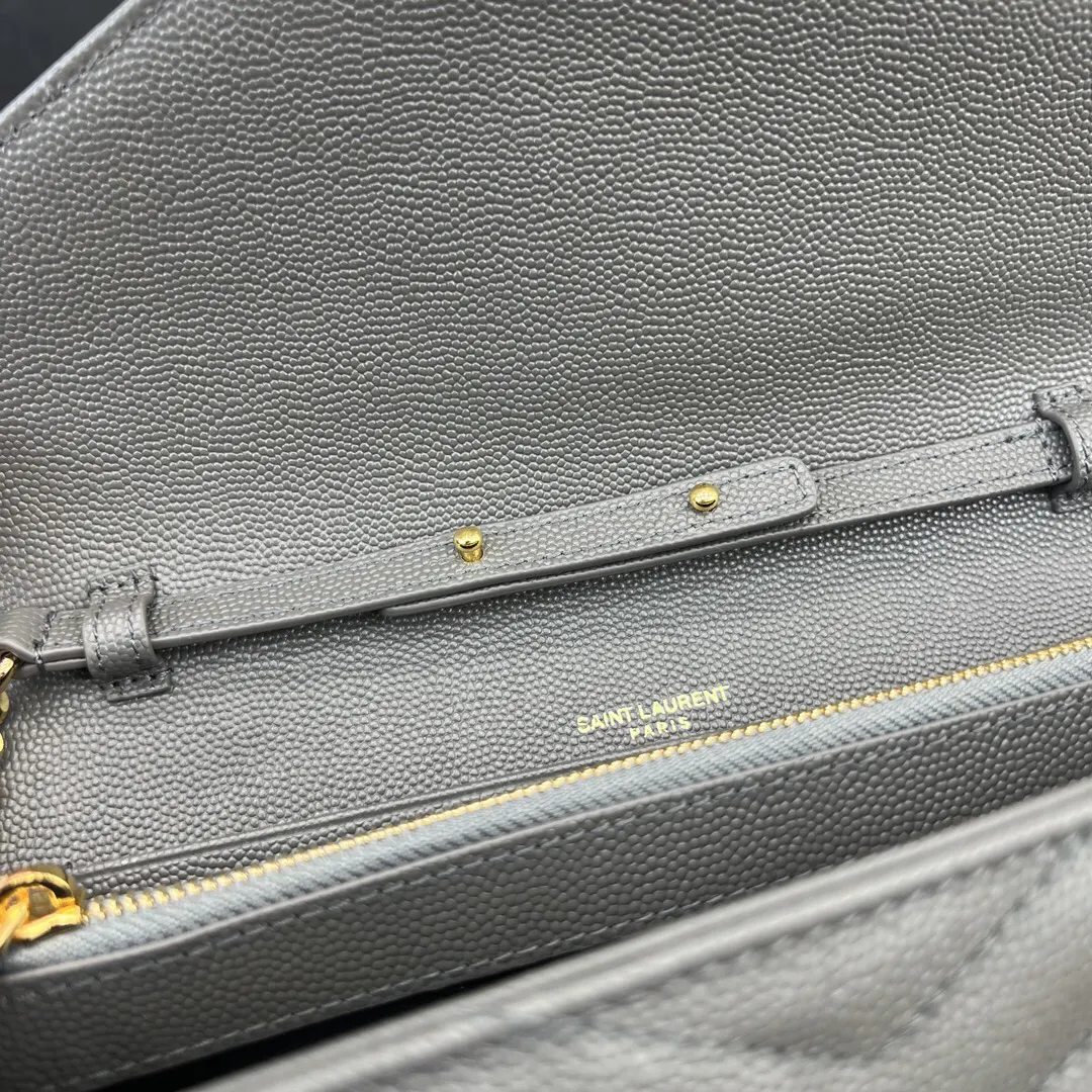 Chain Bag Leather