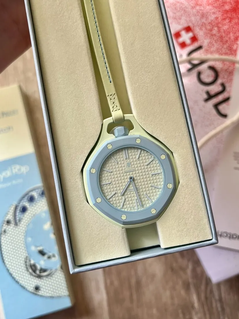 Watch Classic