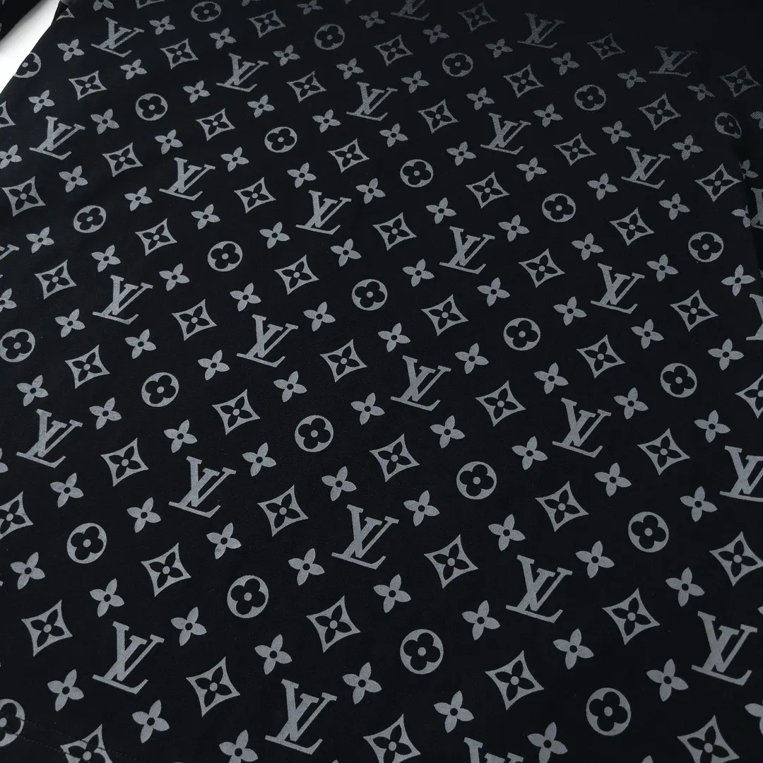LV 黑色 老花 Logo 短袖T恤 休闲百搭款