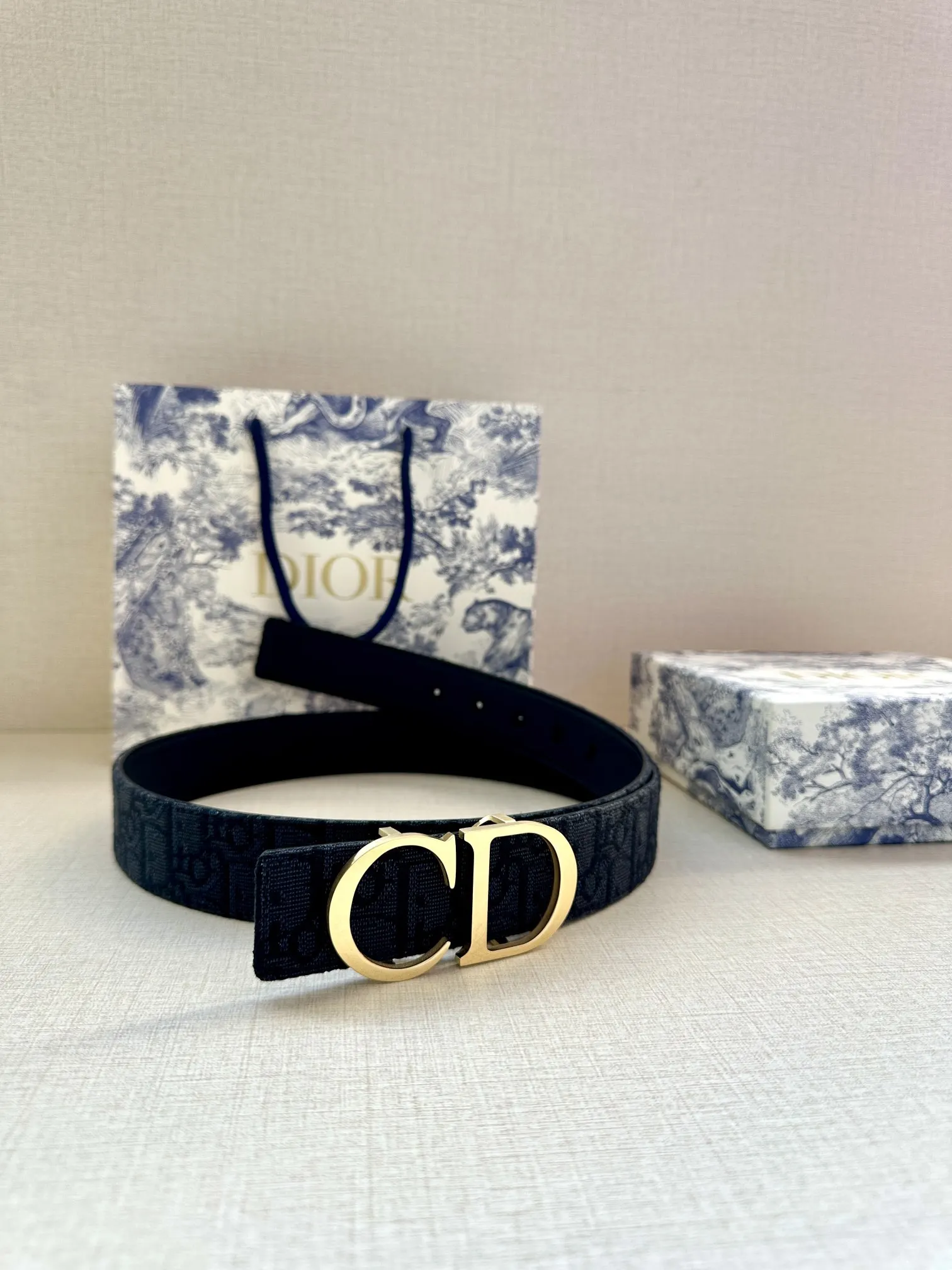 Dior 黑色Oblique腰带 金扣休闲款
