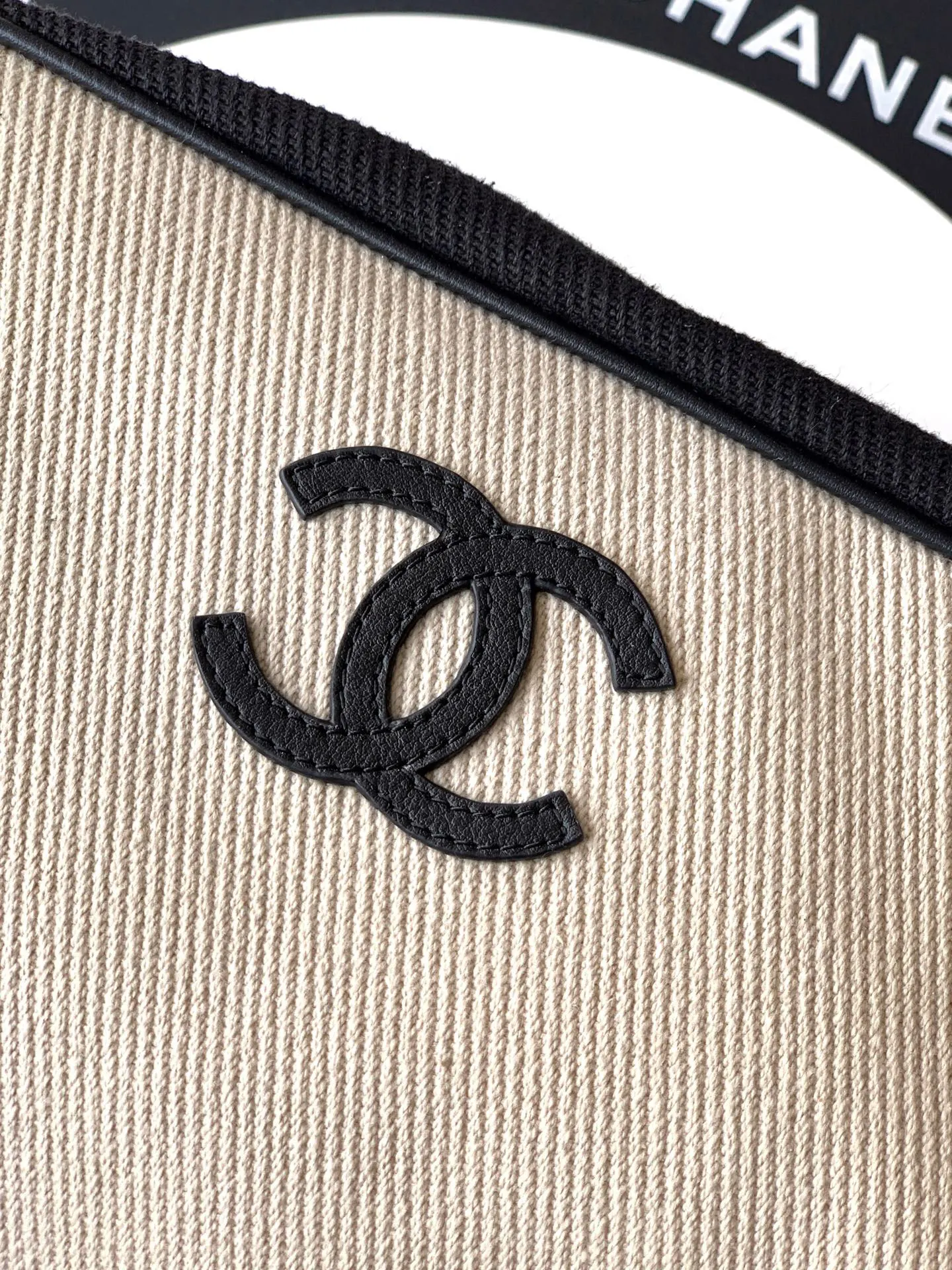 CHANEL 黑色 杏色 帆布 腋下包 复古腋下背款