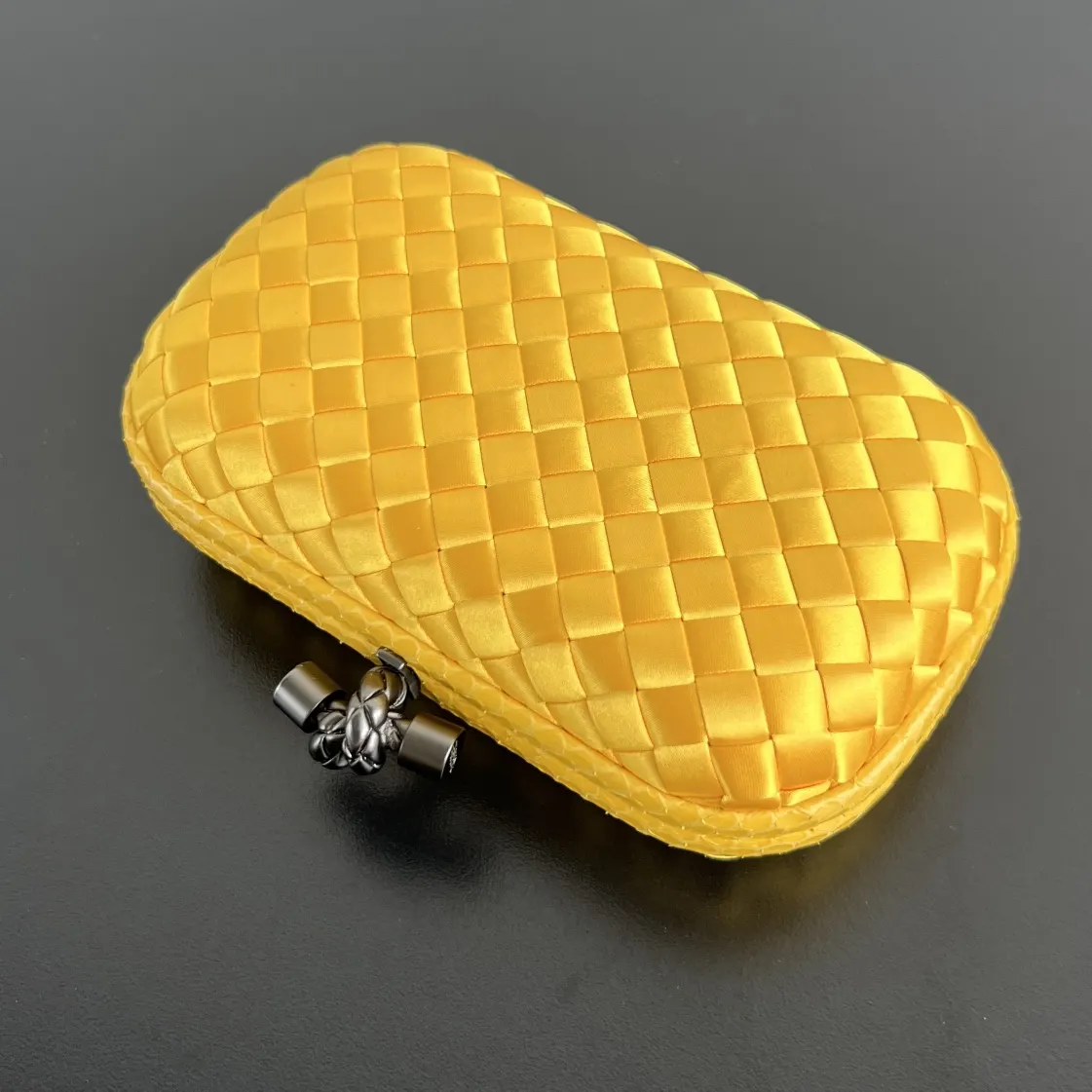 Bottega Veneta 化妆包 便携收纳款