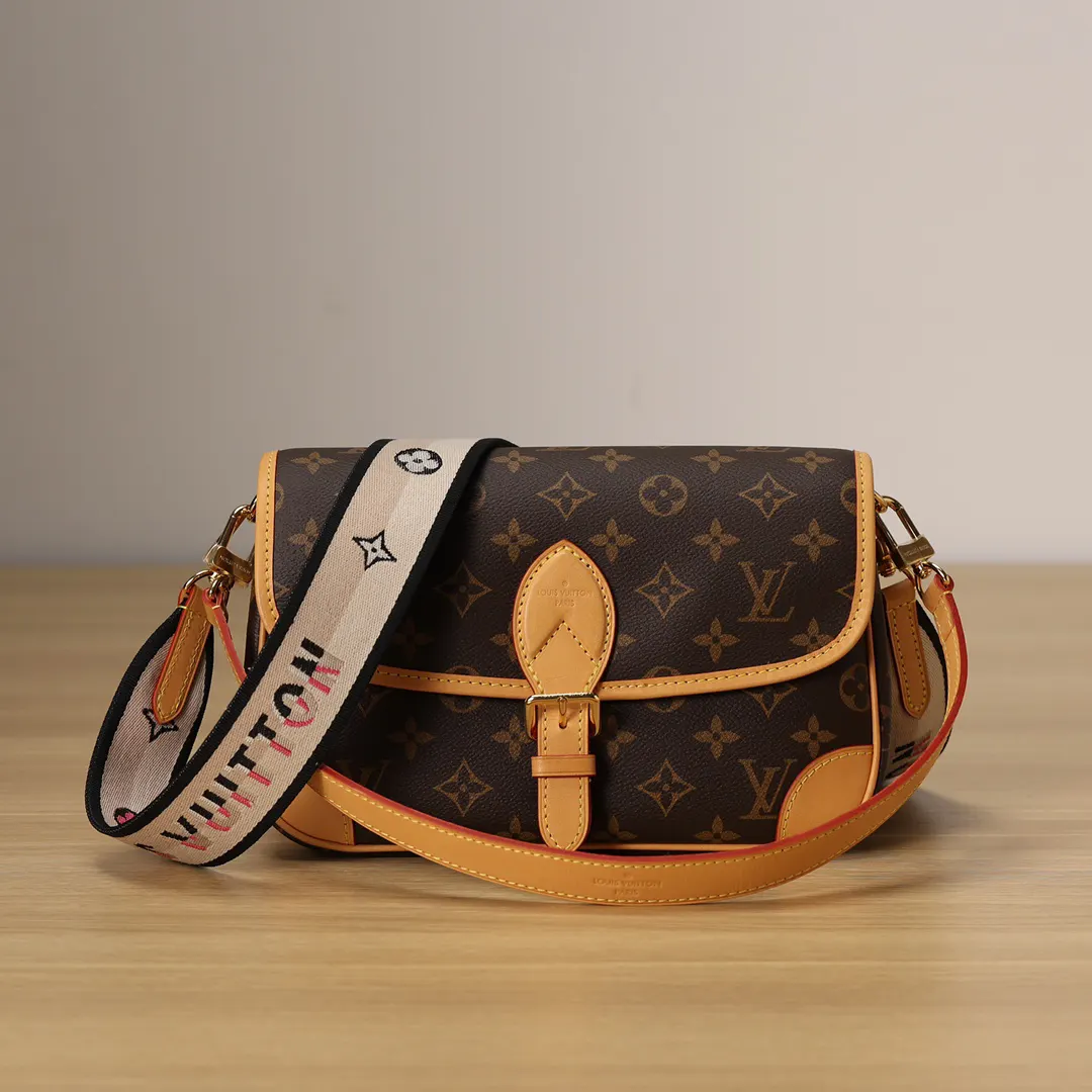 Louis Vuitton Hobo Shoulder Bag Vintage Leather