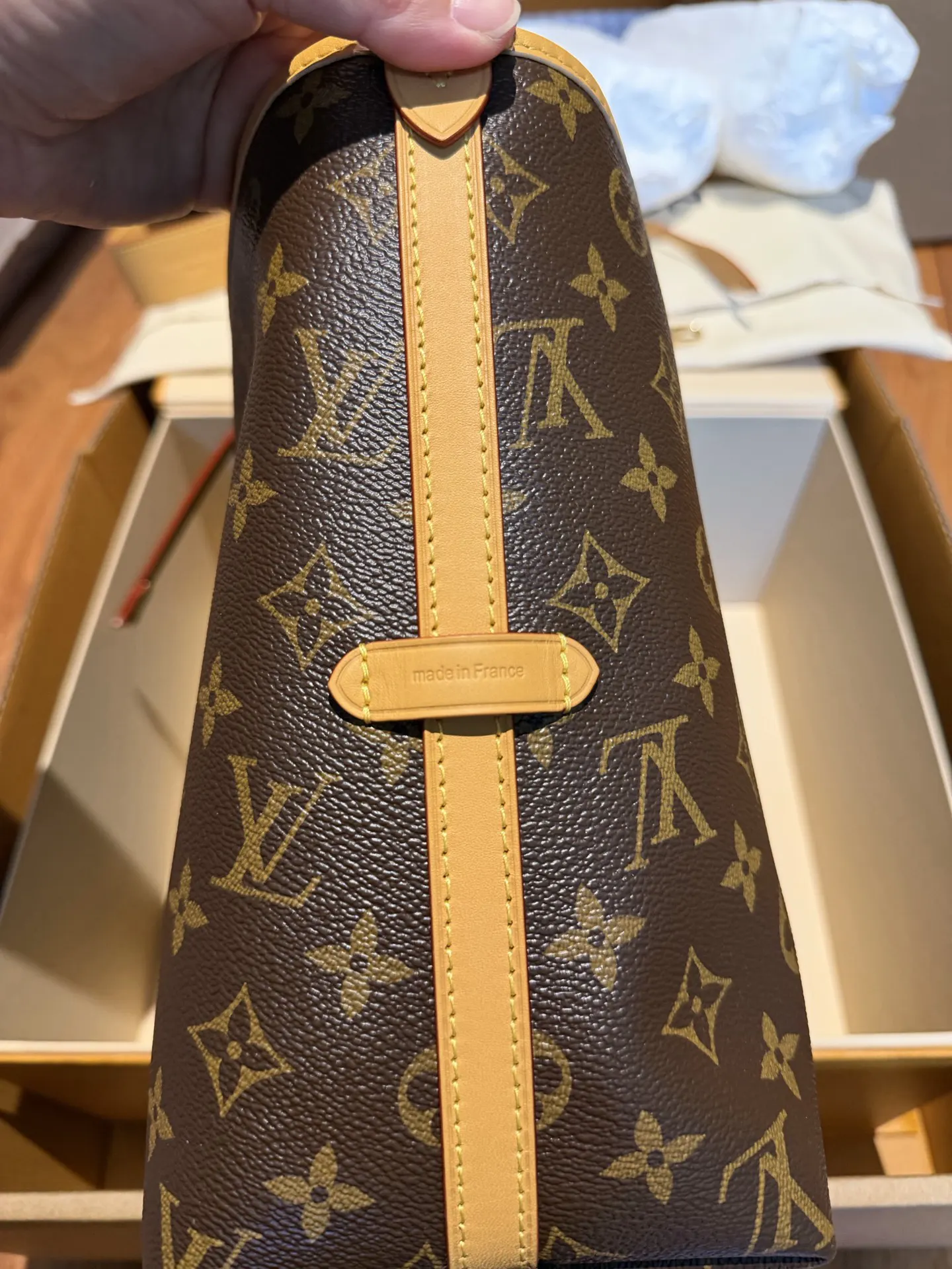 Louis Vuitton 老花托特包