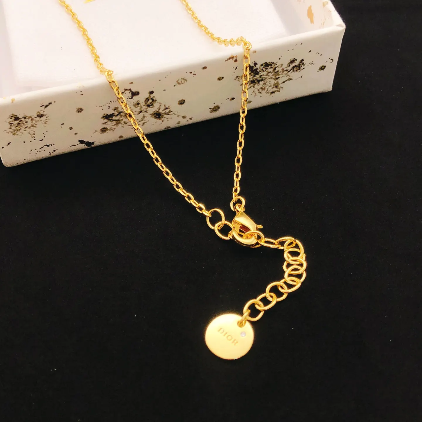 Dior Gold Necklace Exquisite Accessories