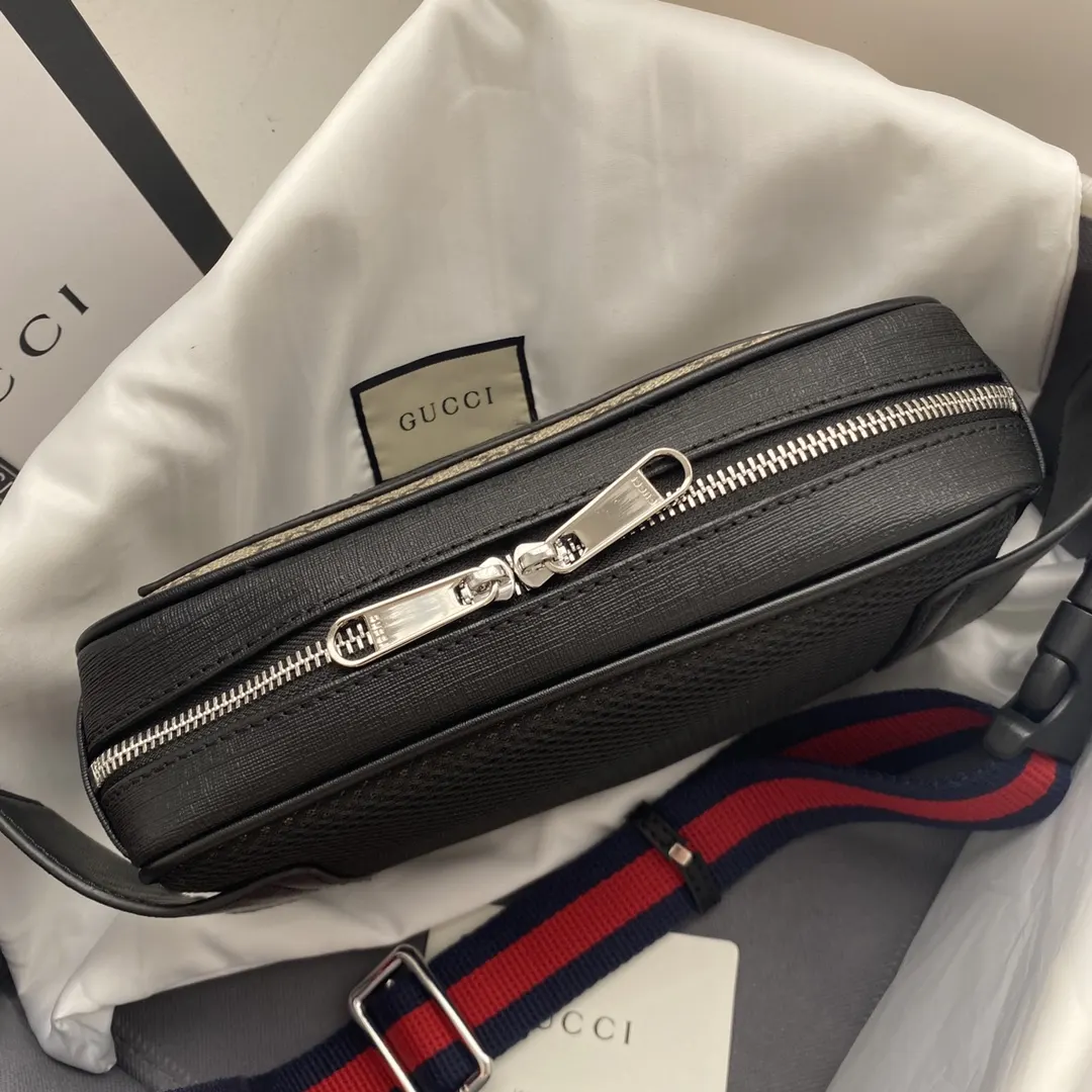 Gucci Belt Bag Casual Leather