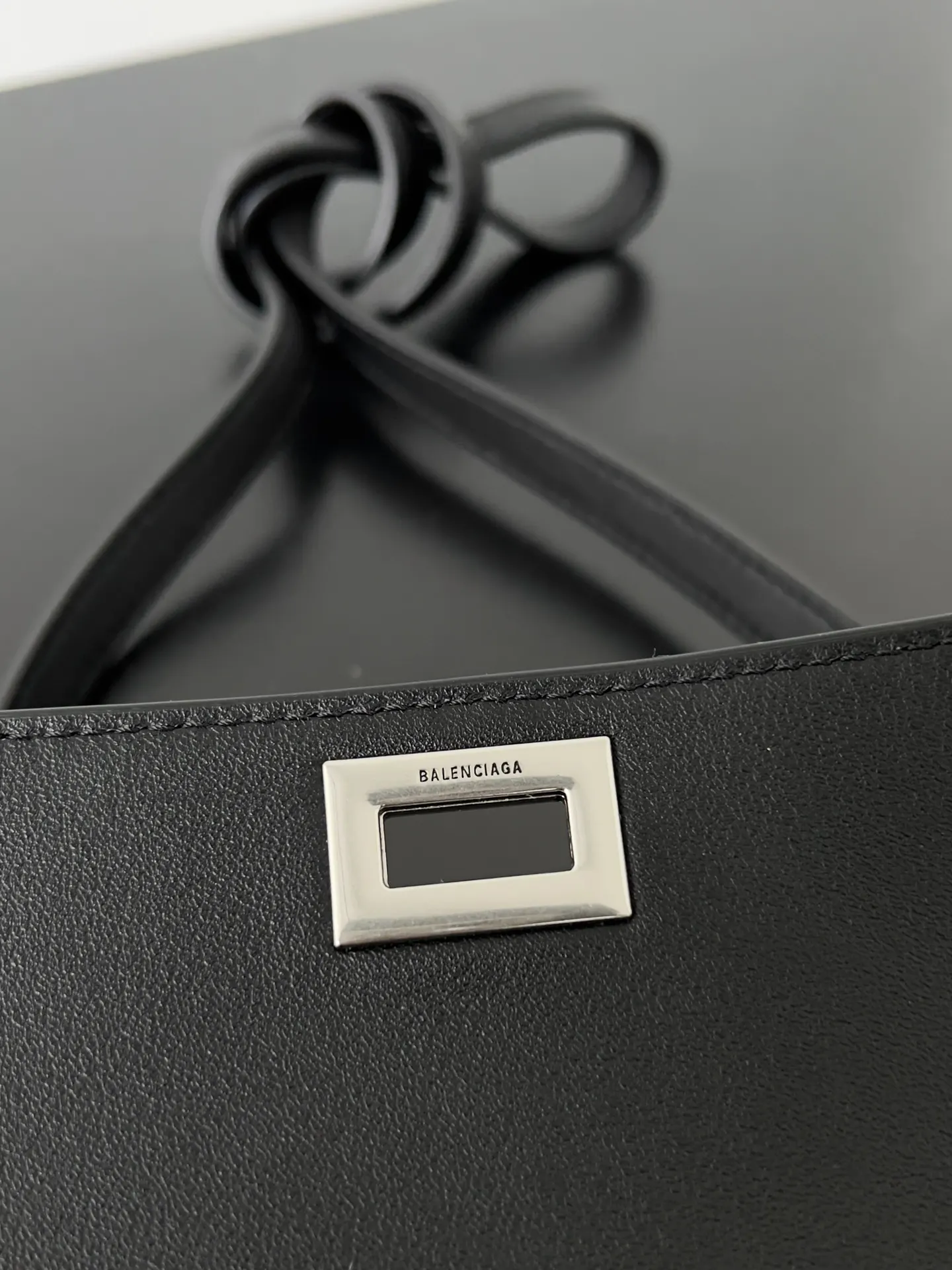Balenciaga Bel Air 手拿包 晚宴手拿