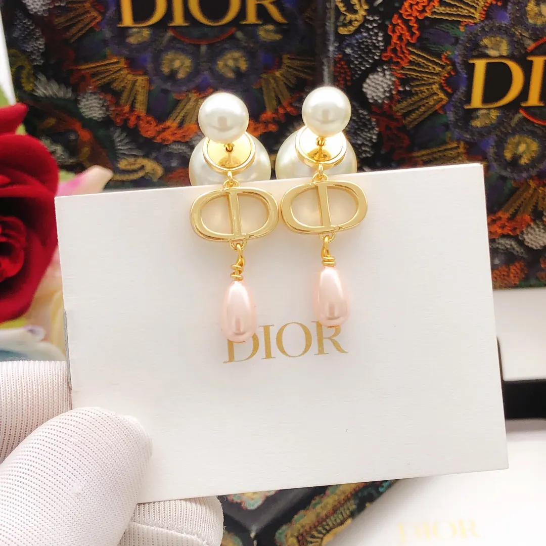Dior 金色CD珍珠耳环 精致配饰