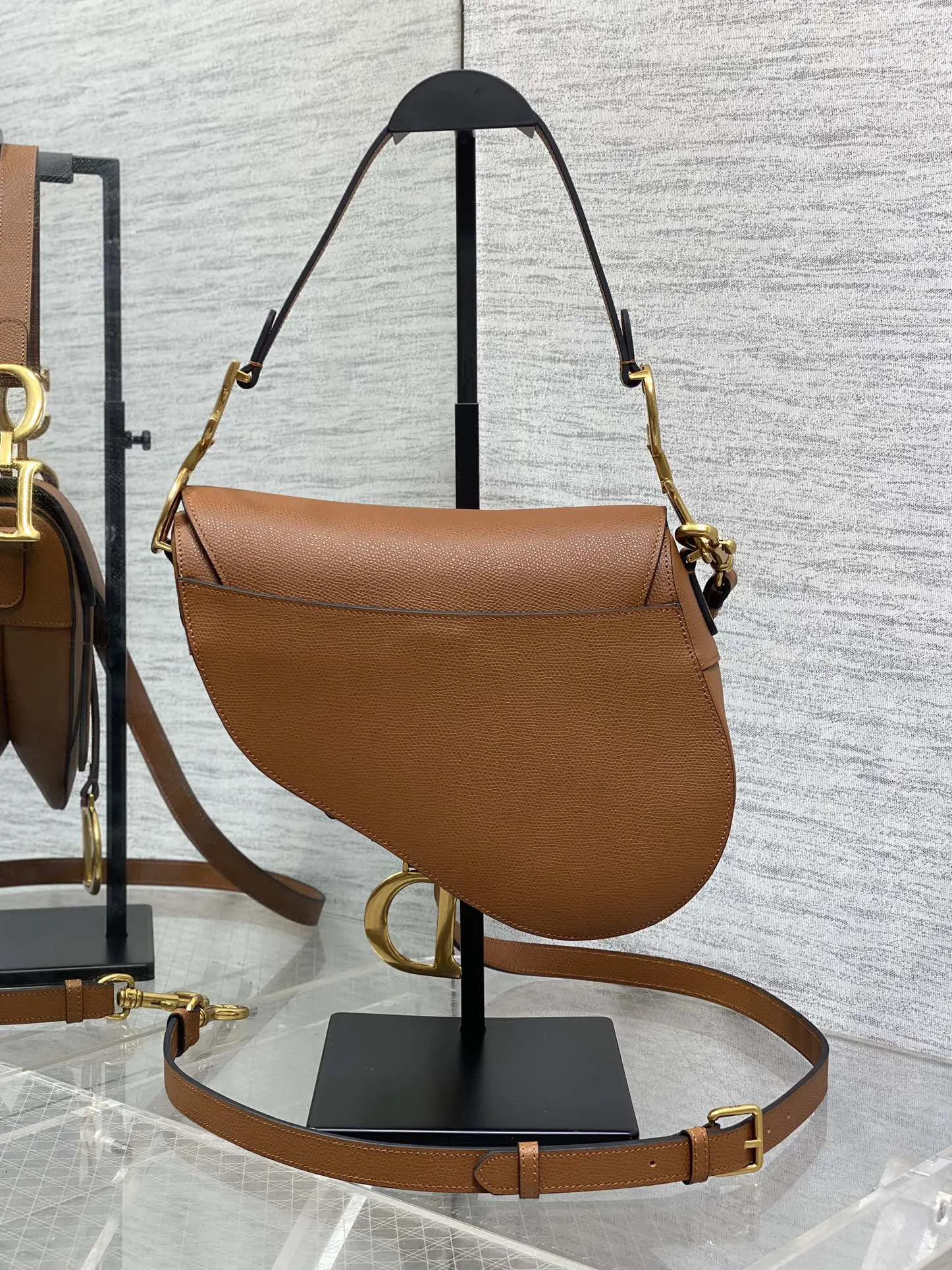 Dior Fashion Item Travel Classic
