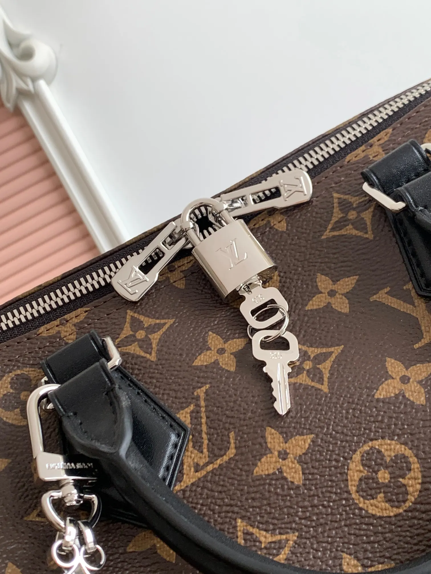 Monogram Chain Bag Canvas