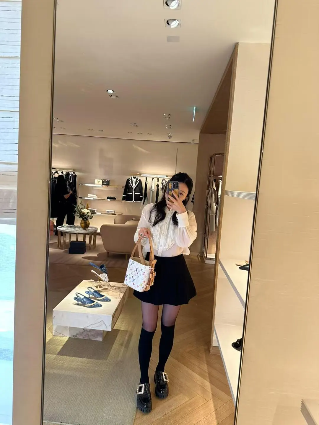 白三彩allin bb 怎么会这么可爱呀 温柔女孩该 水桶包 休闲水桶款