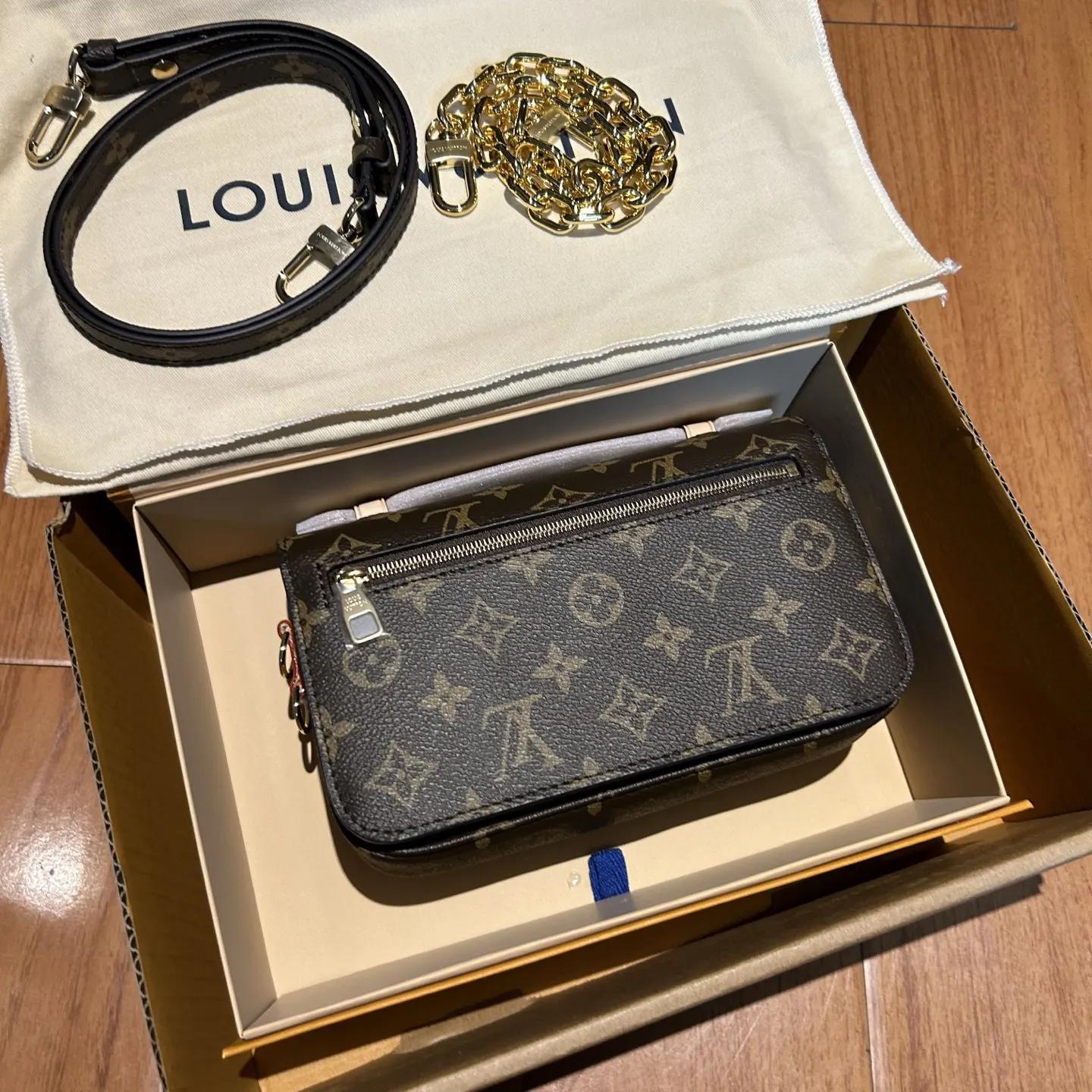 Chain Bag Leather