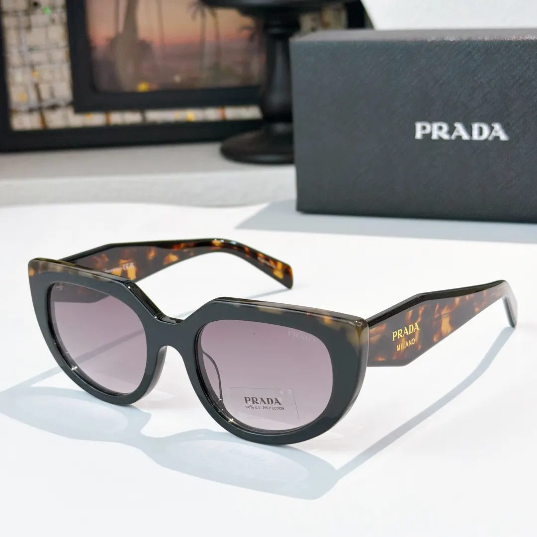 PRADA PR D02SF 太阳眼镜 时尚遮阳款