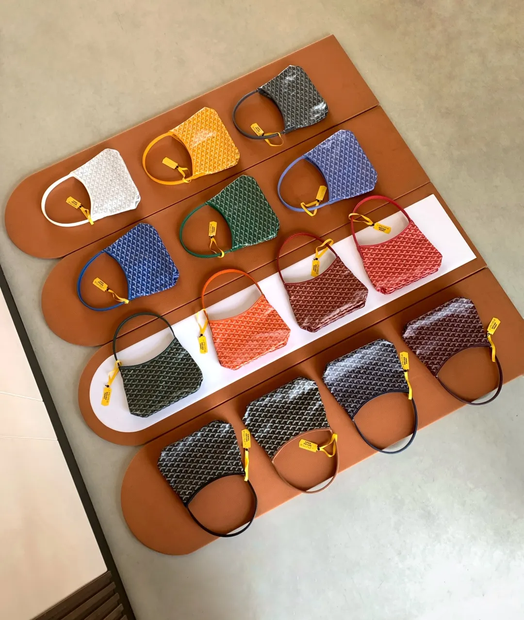 Goyard Hobo 来了～ 戈雅minihobo最近真的 托特包 大容量托特款
